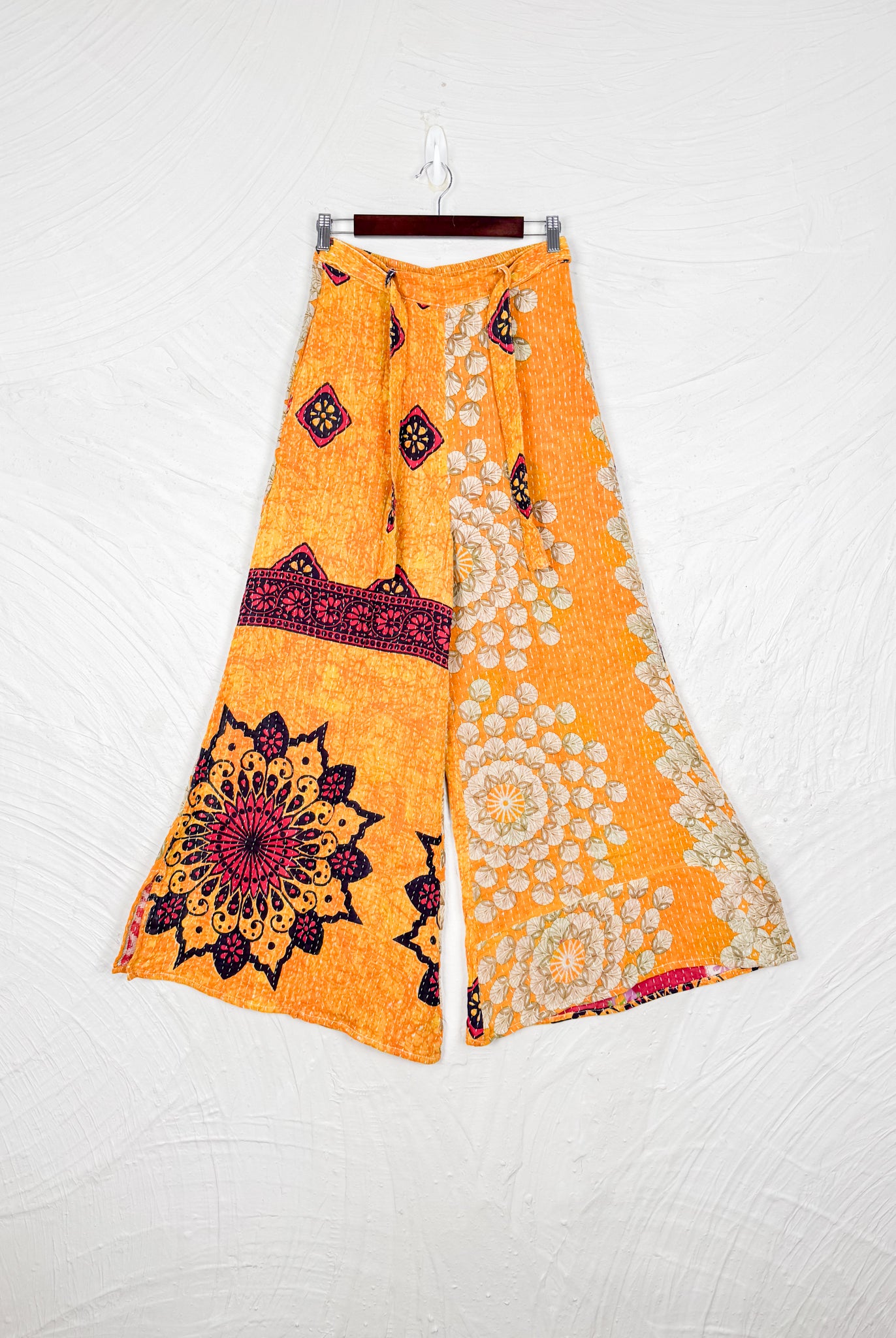 Yoga kantha pants - Love Protect Sustain