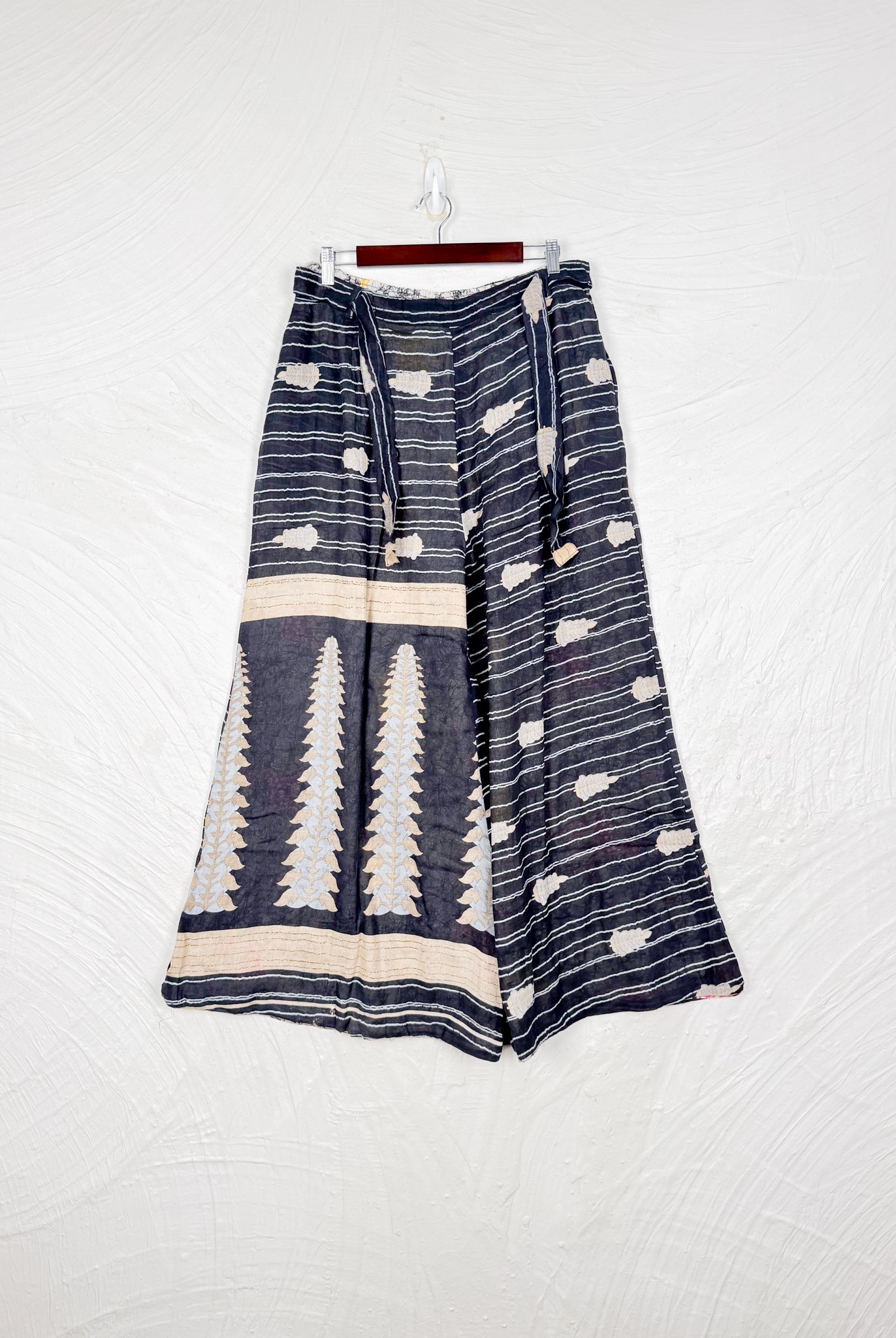 abstract black print pants - Love Protect Sustain