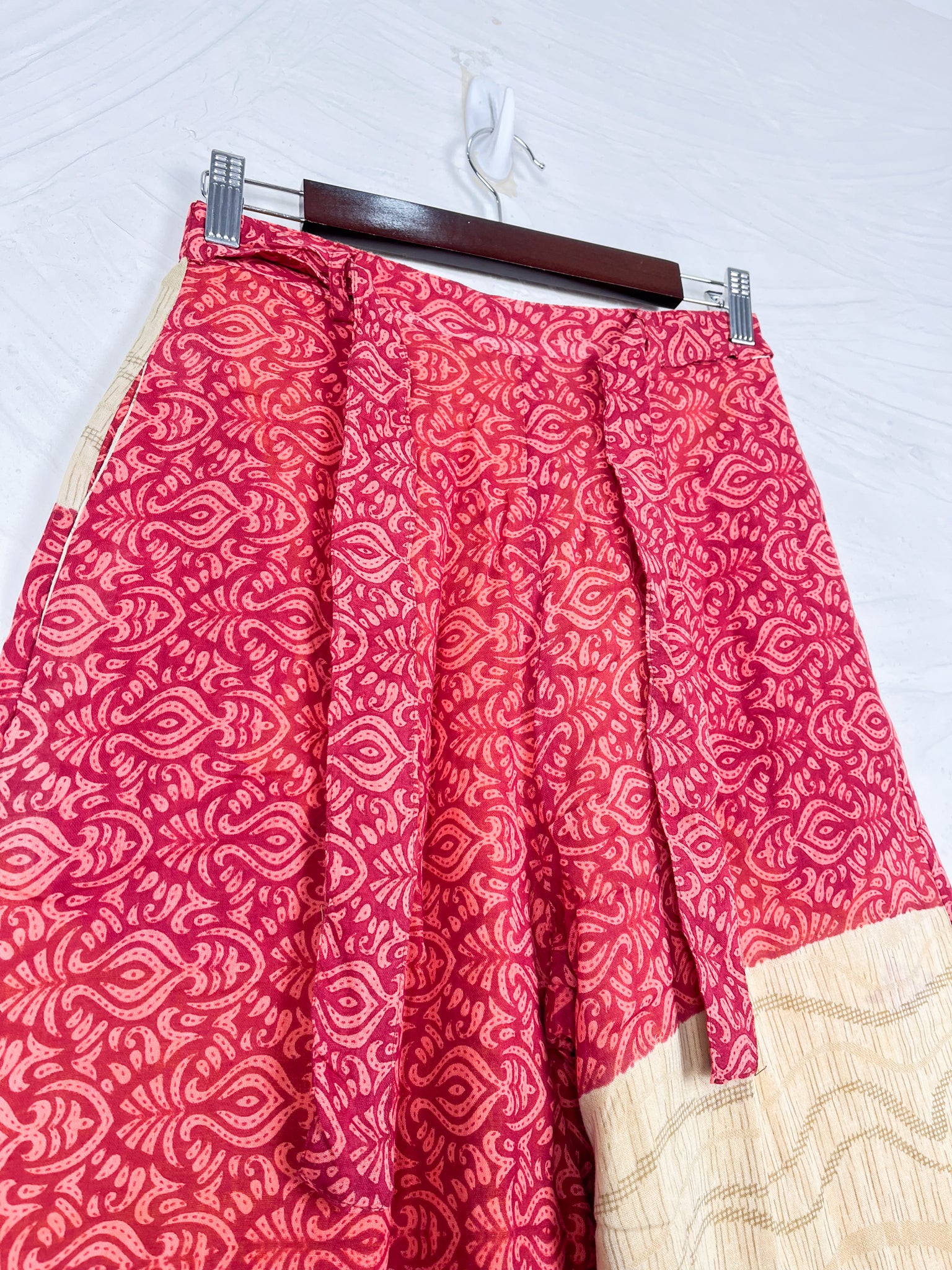 cotton sustainable pants - Love Protect Sustain