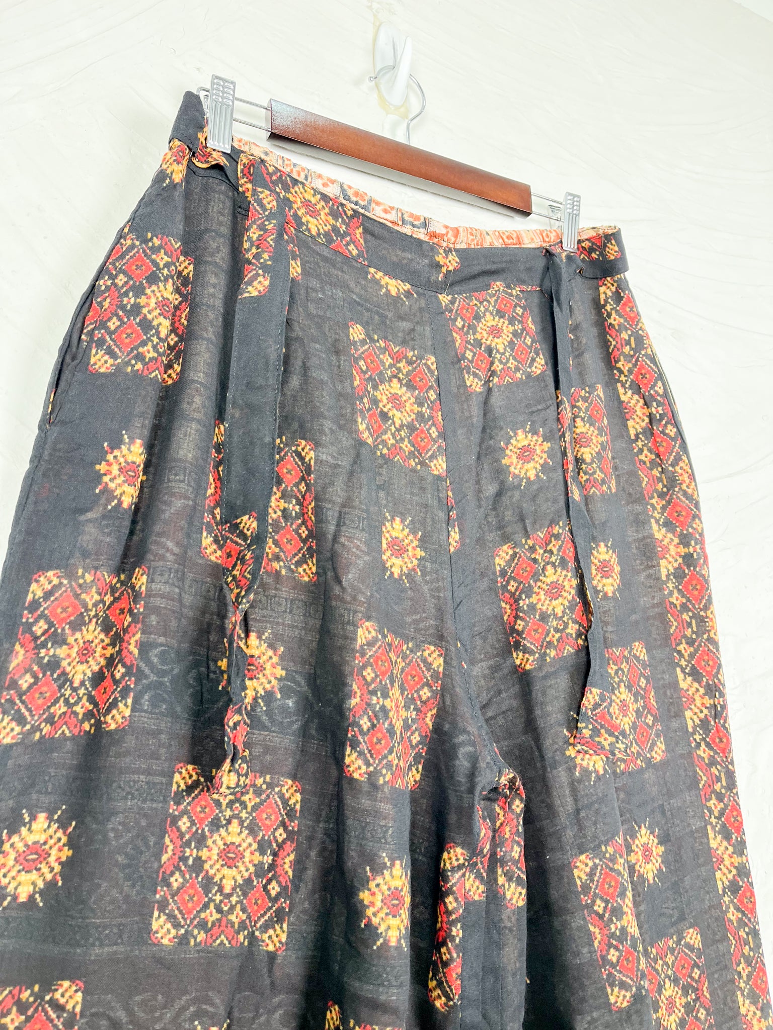 dark vintage print - Love Protect Sustain