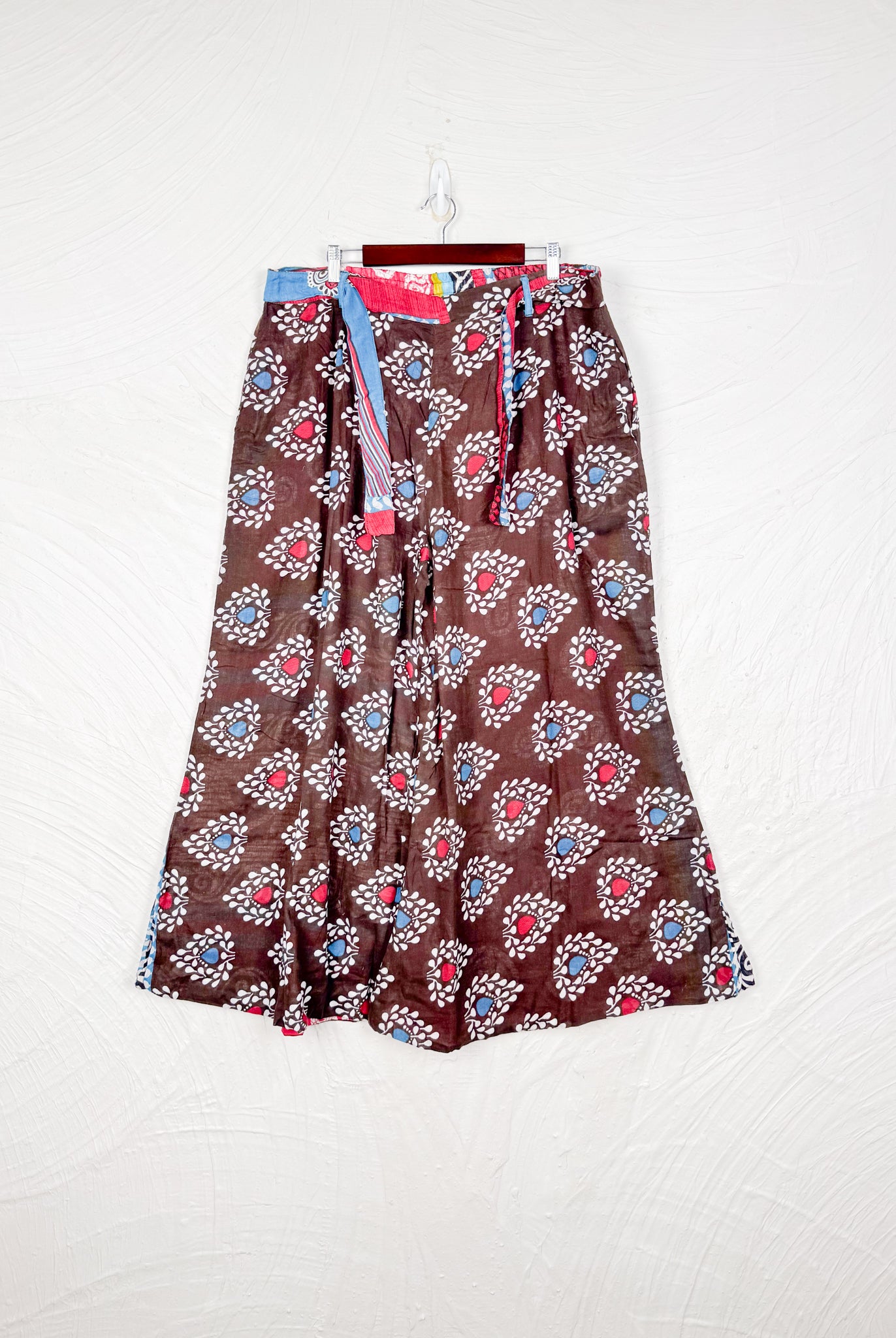 floral brown pants - Love Protect Sustain