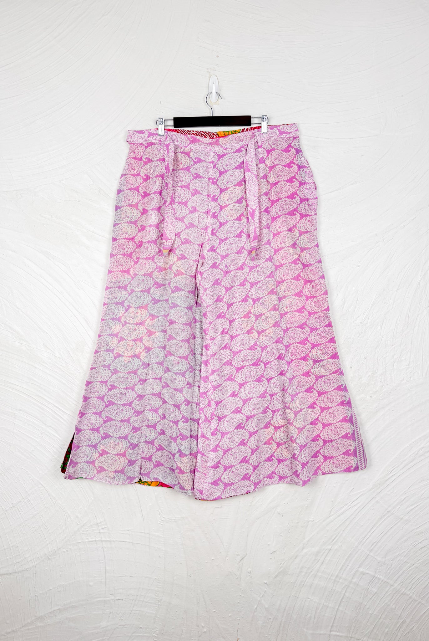 leaf print pants - Love Protect Sustain