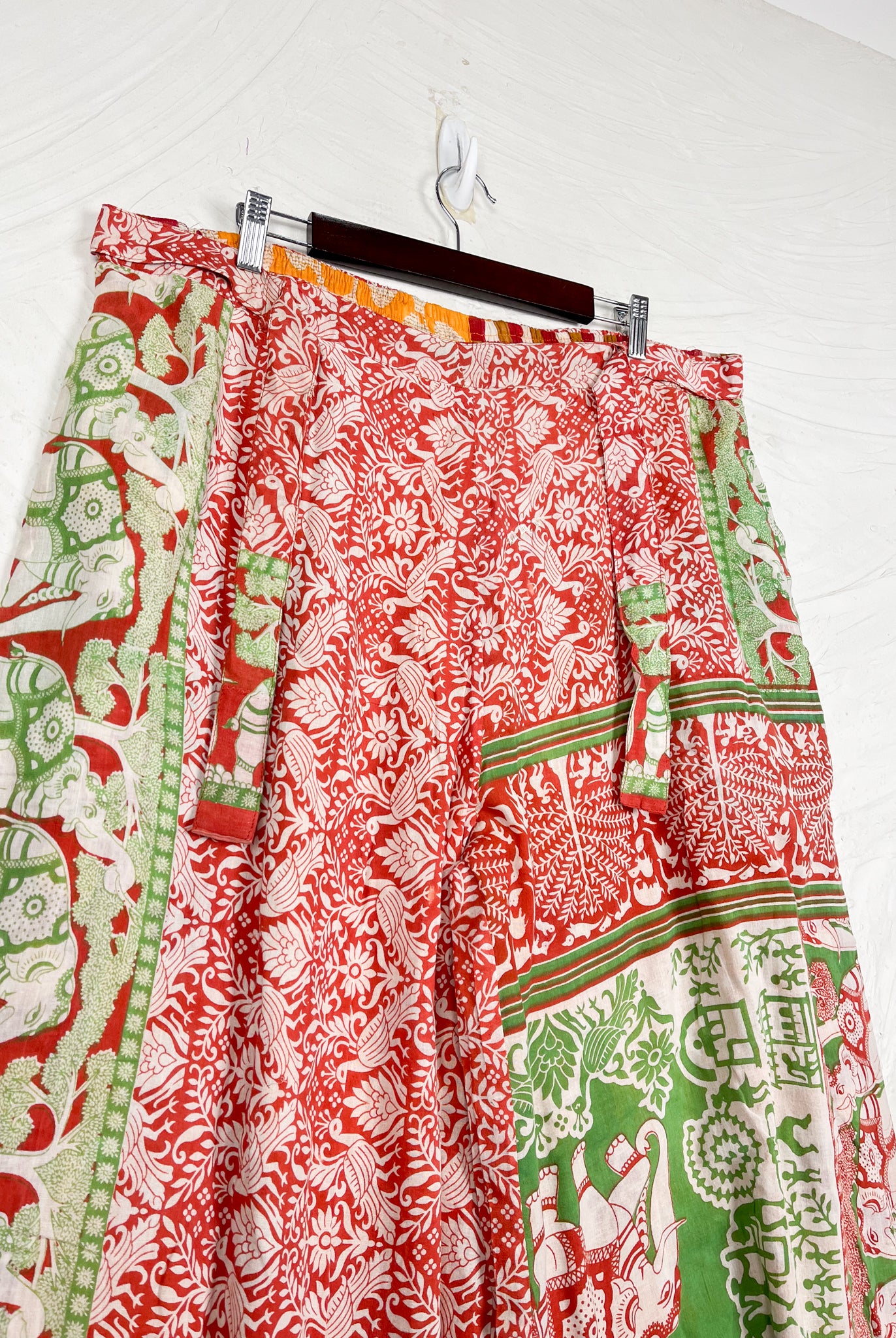 long pants - Love Protect Sustain