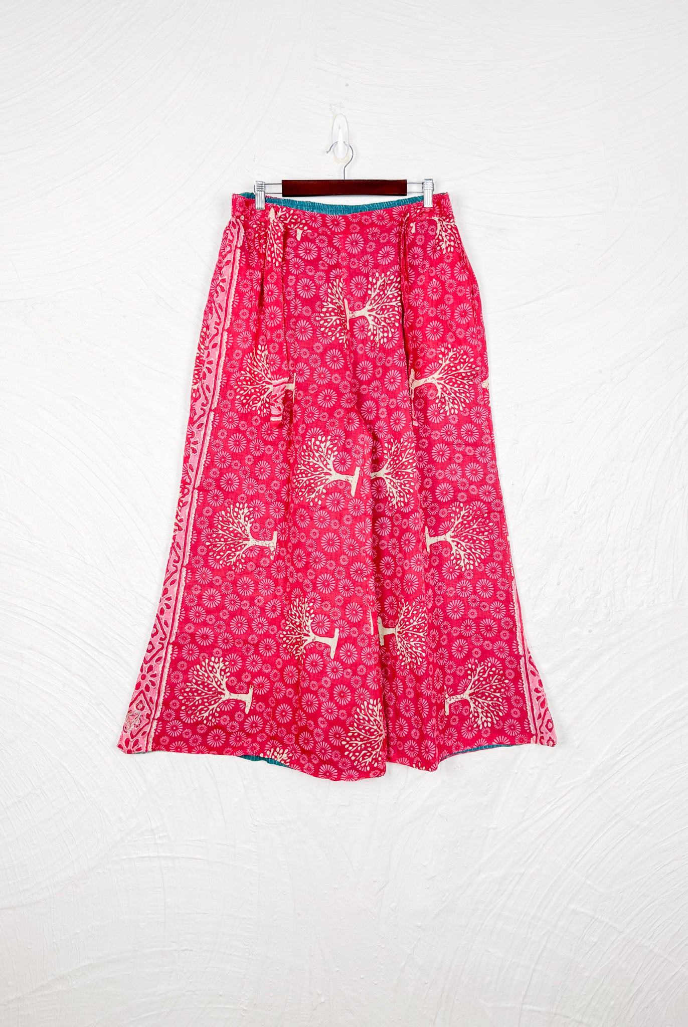 red tree style - Love Protect Sustain