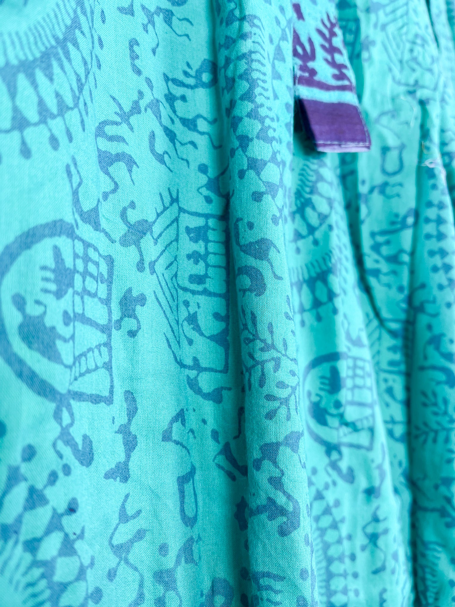 reversible pants - Love Protect Sustain