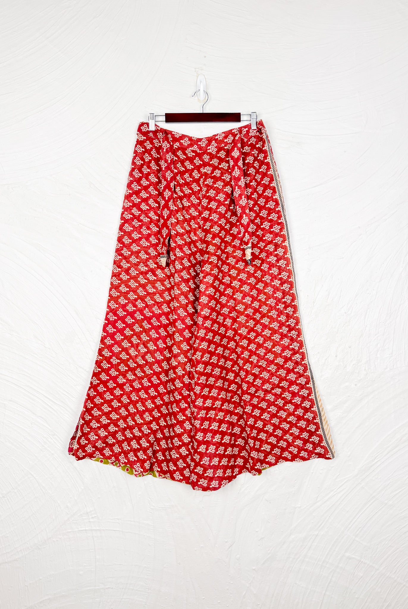 small flower red pants - Love Protect Sustain