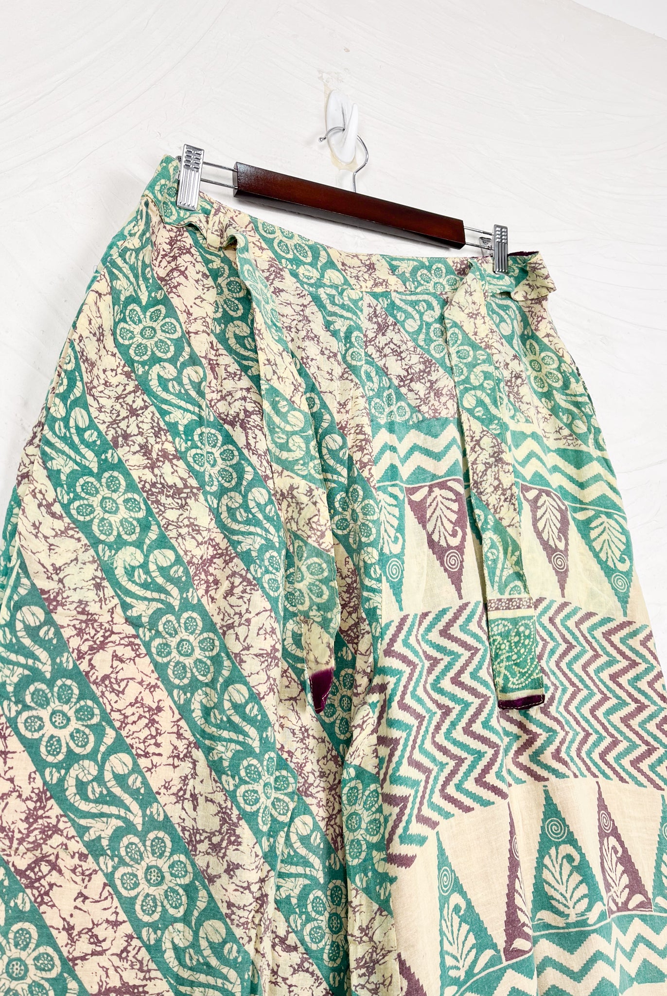 sustainable cotton pants - Love Protect Sustain