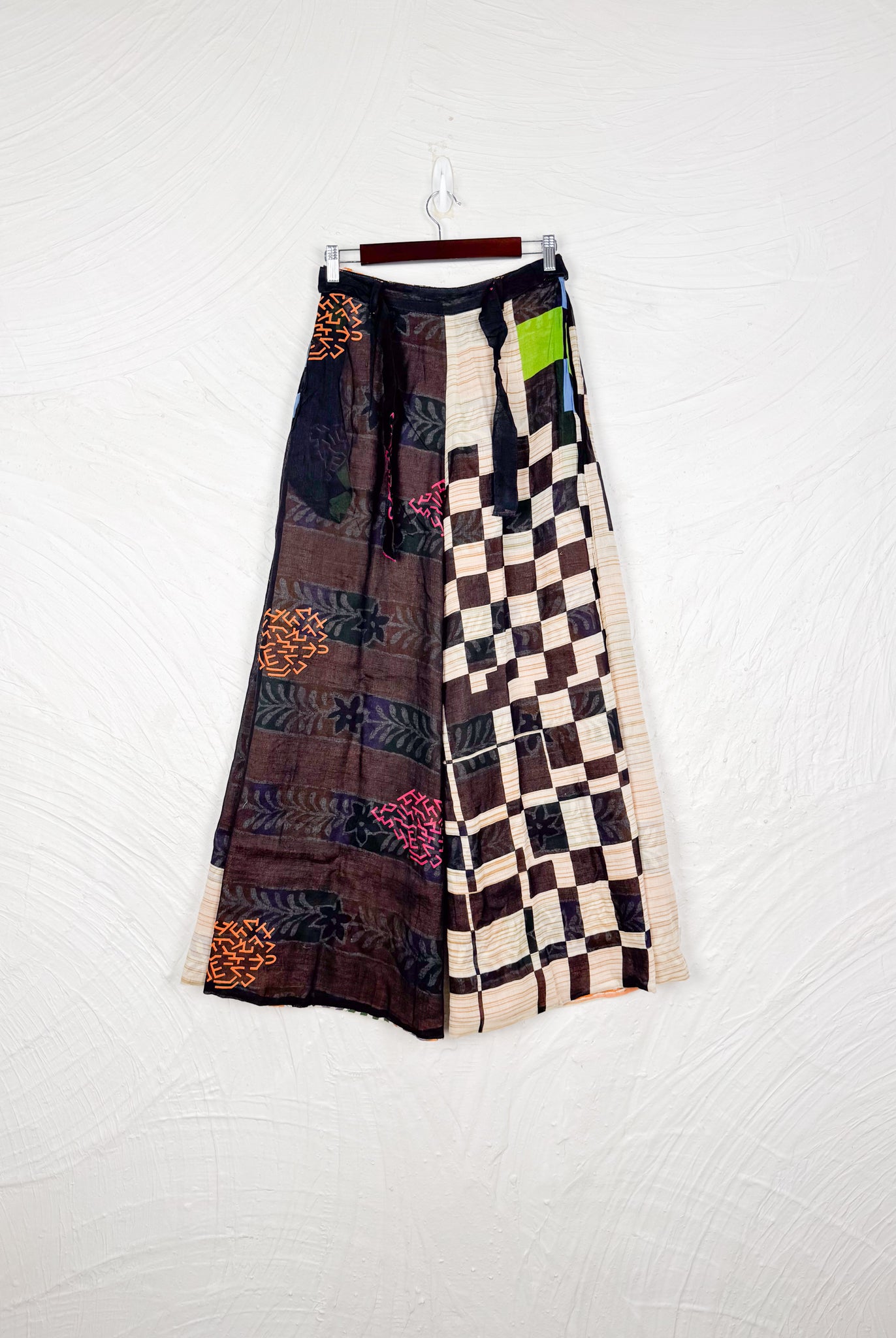 sustainable cotton pants - Love Protect Sustain