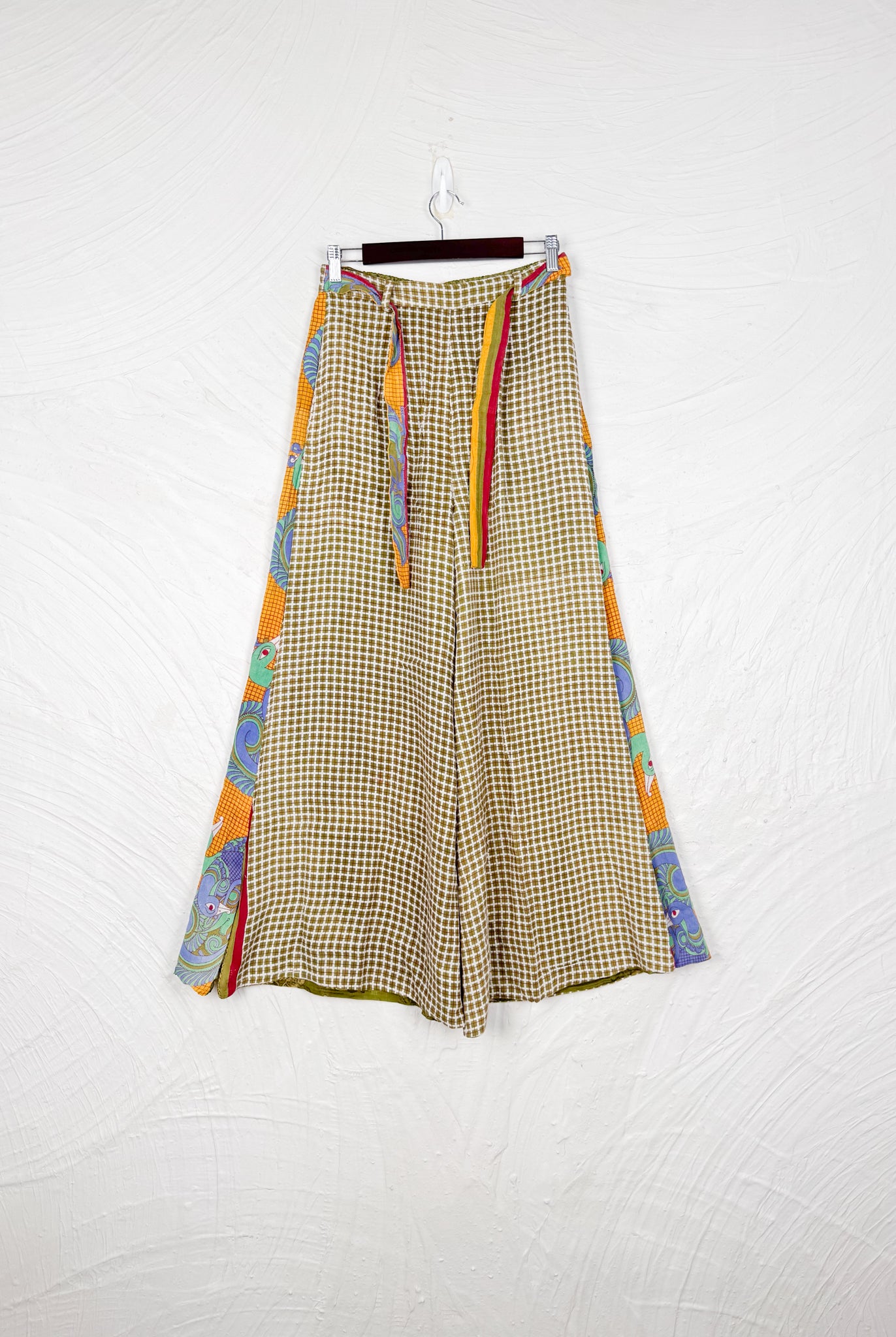 sustainable women pants - Love Protect Sustain