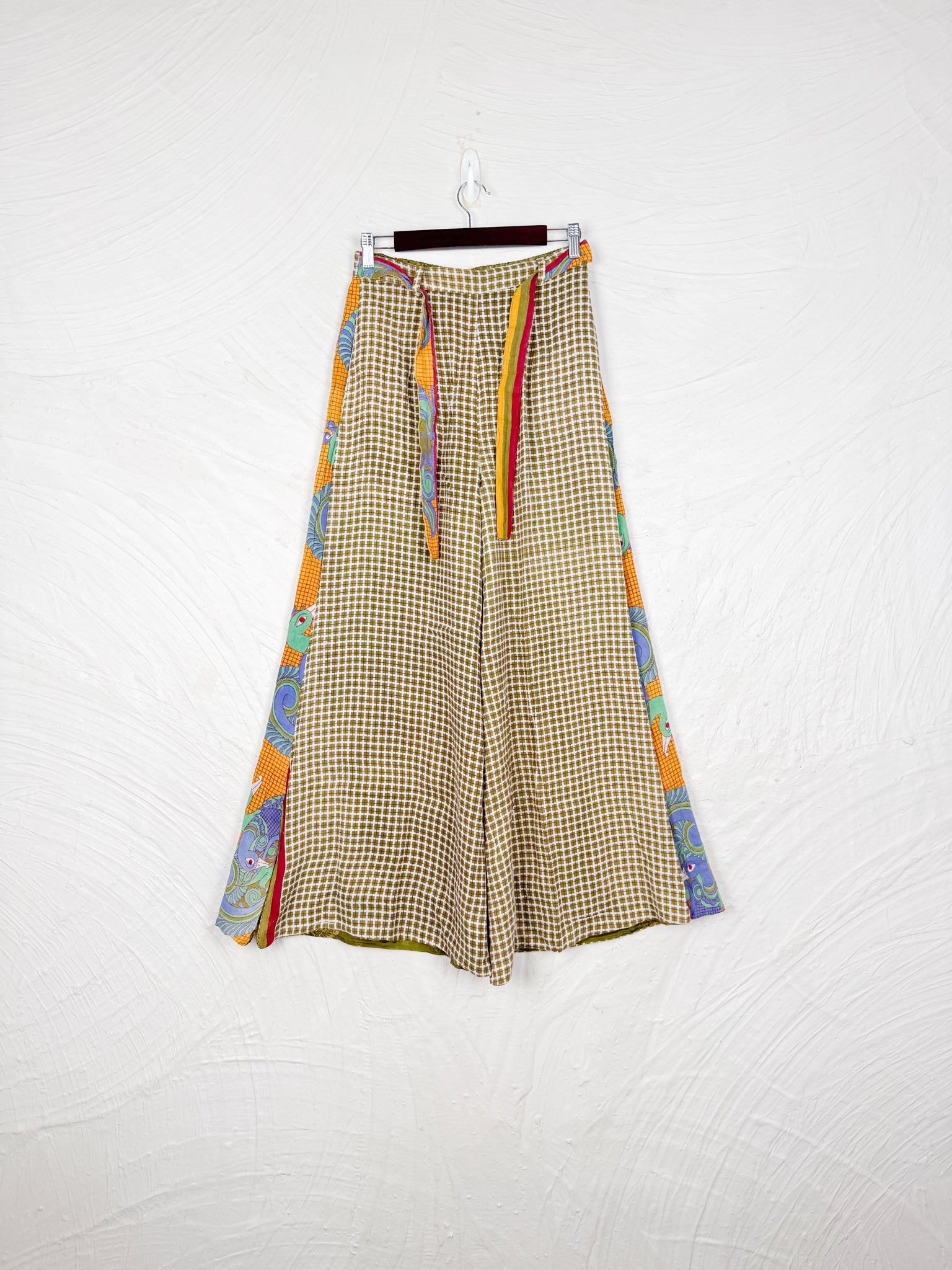 sustainable women pants - Love Protect Sustain