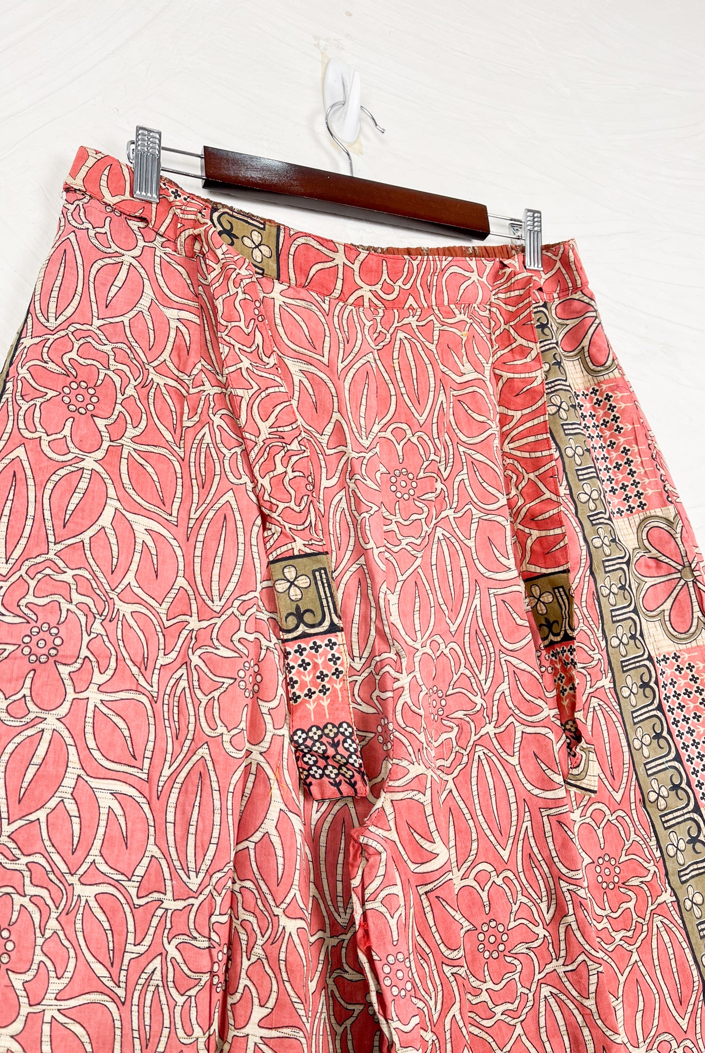 sustainable women pants - Love Protect Sustain