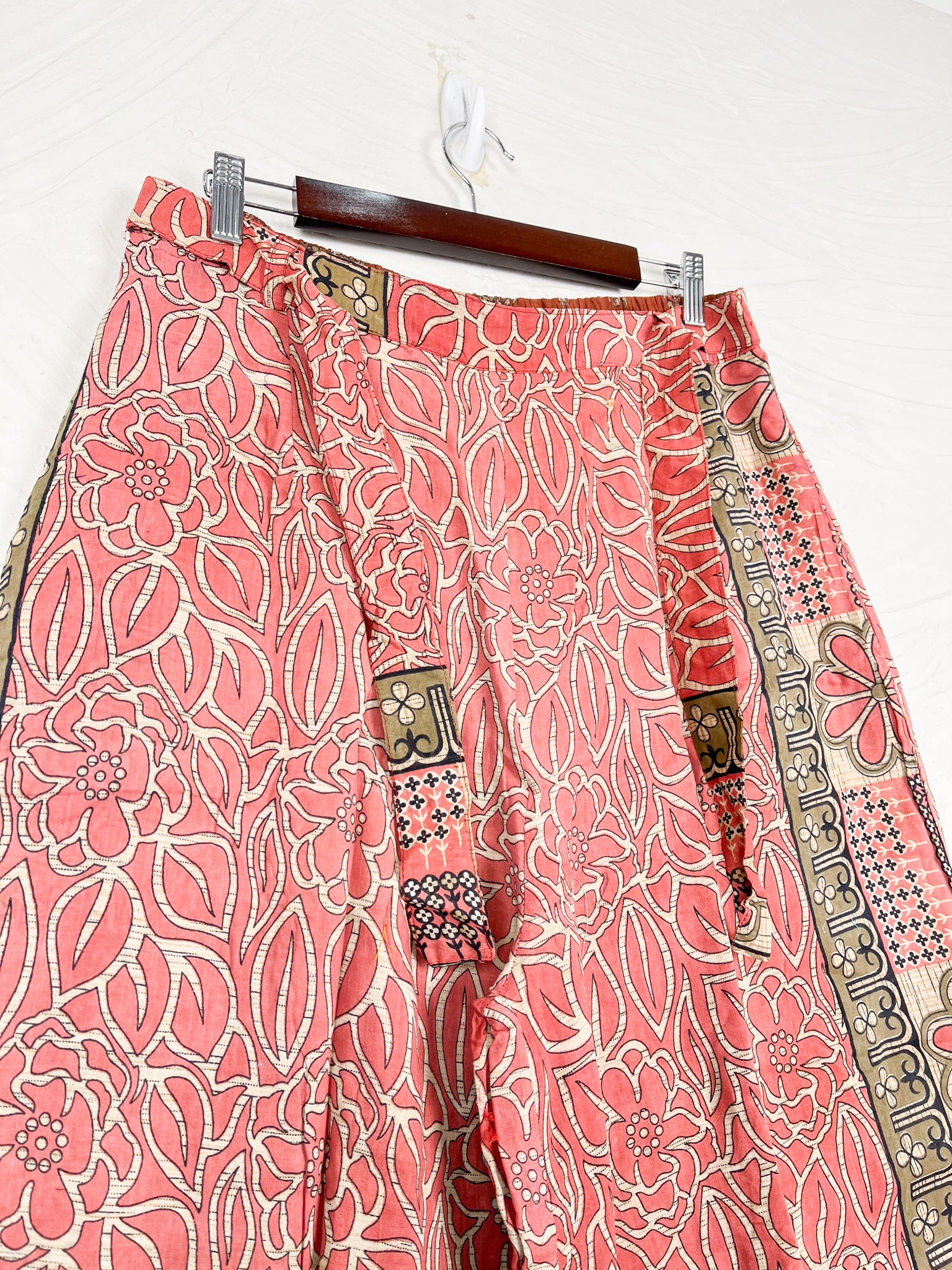 sustainable women pants - Love Protect Sustain