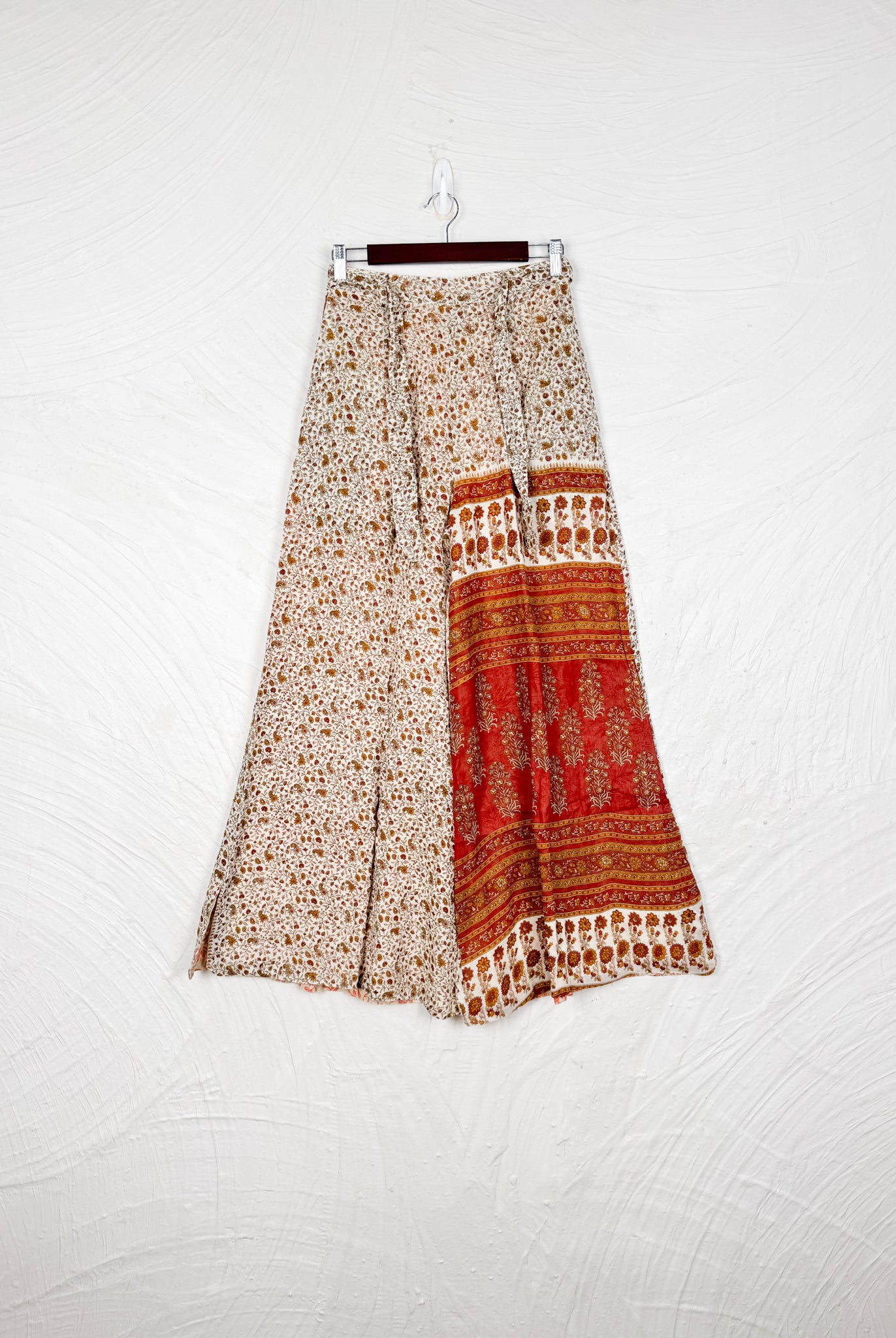 tiny floral pants - Love Protect Sustain