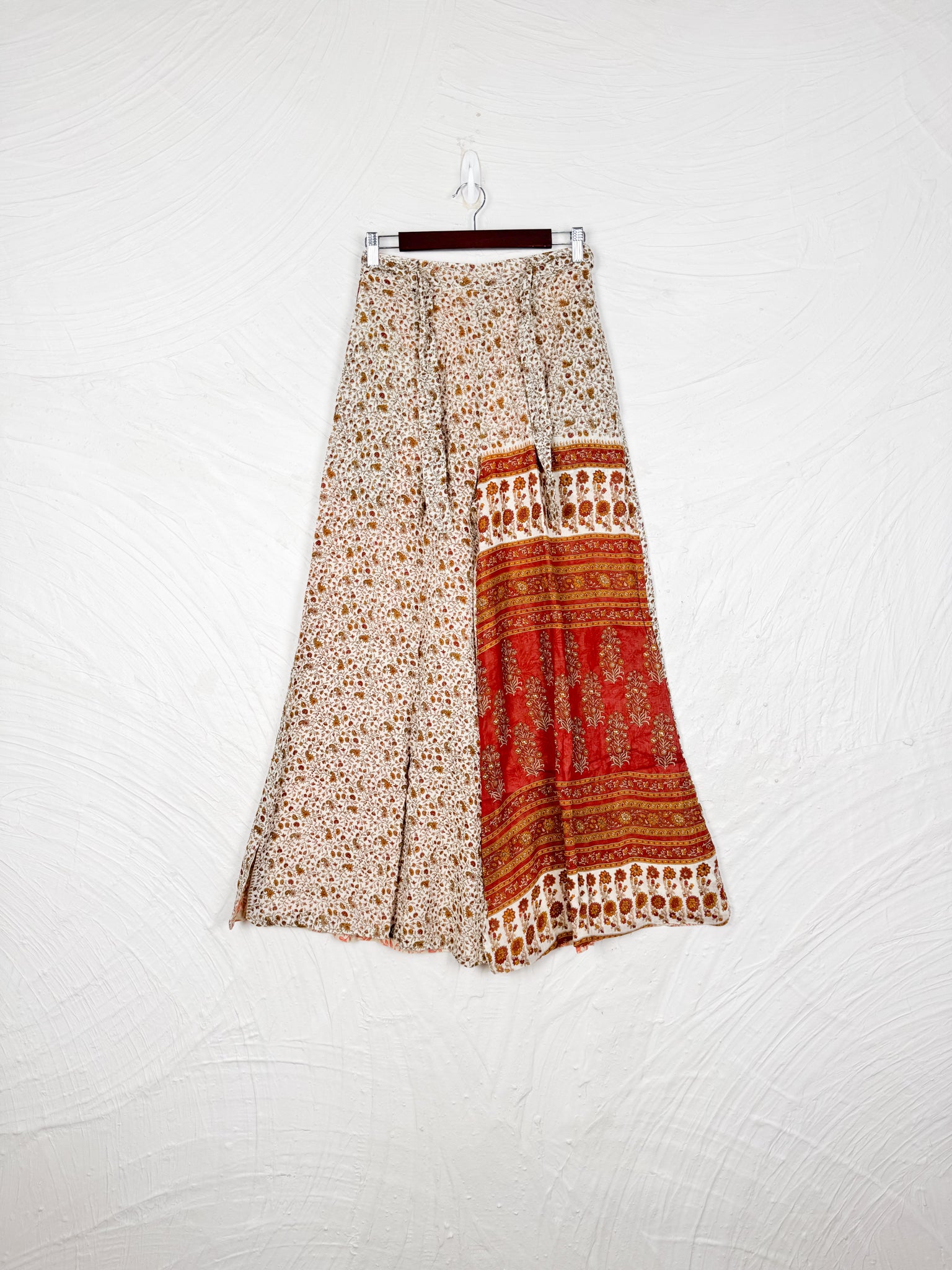 tiny floral pants - Love Protect Sustain