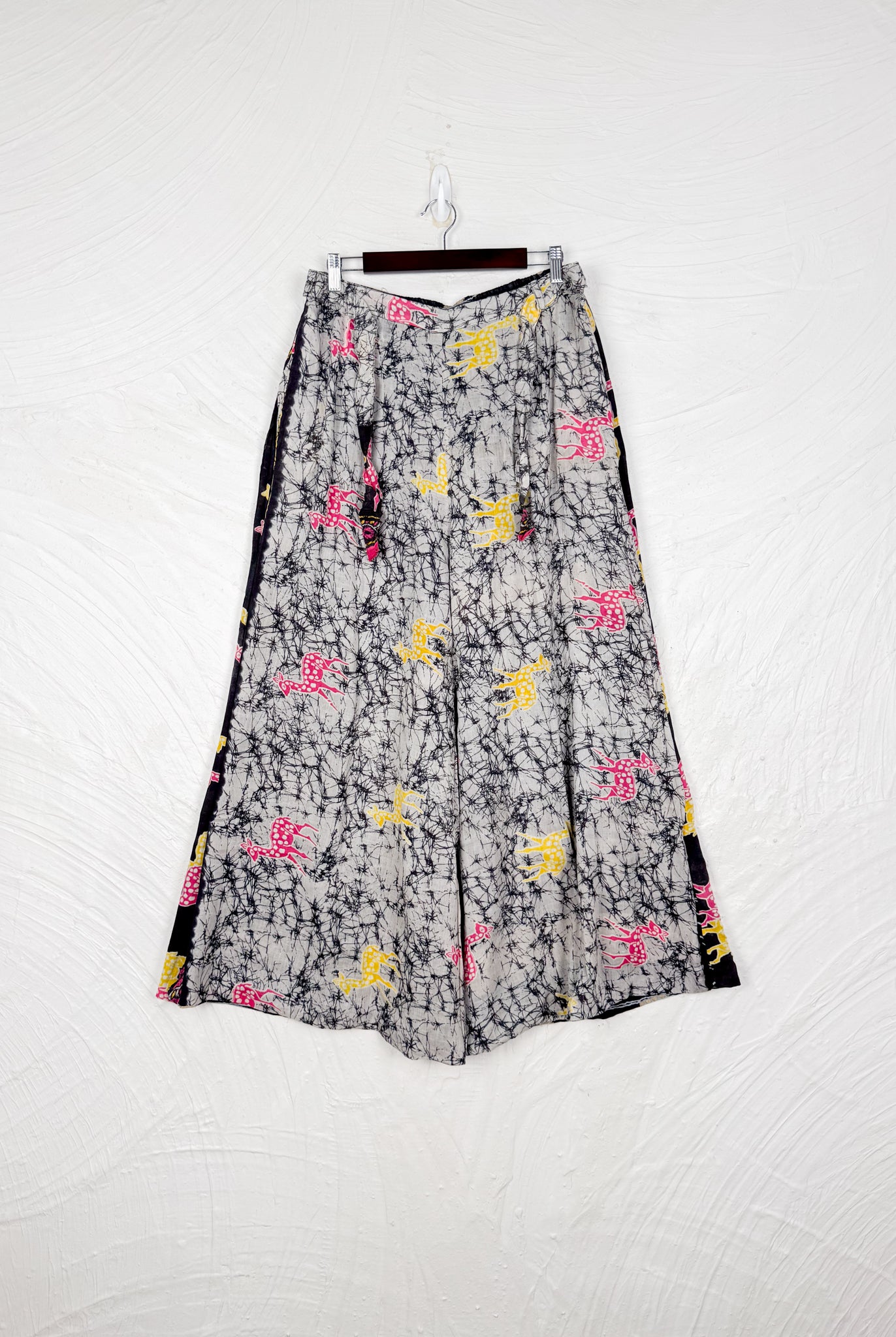 vintage print black pant - Love Protect Sustain