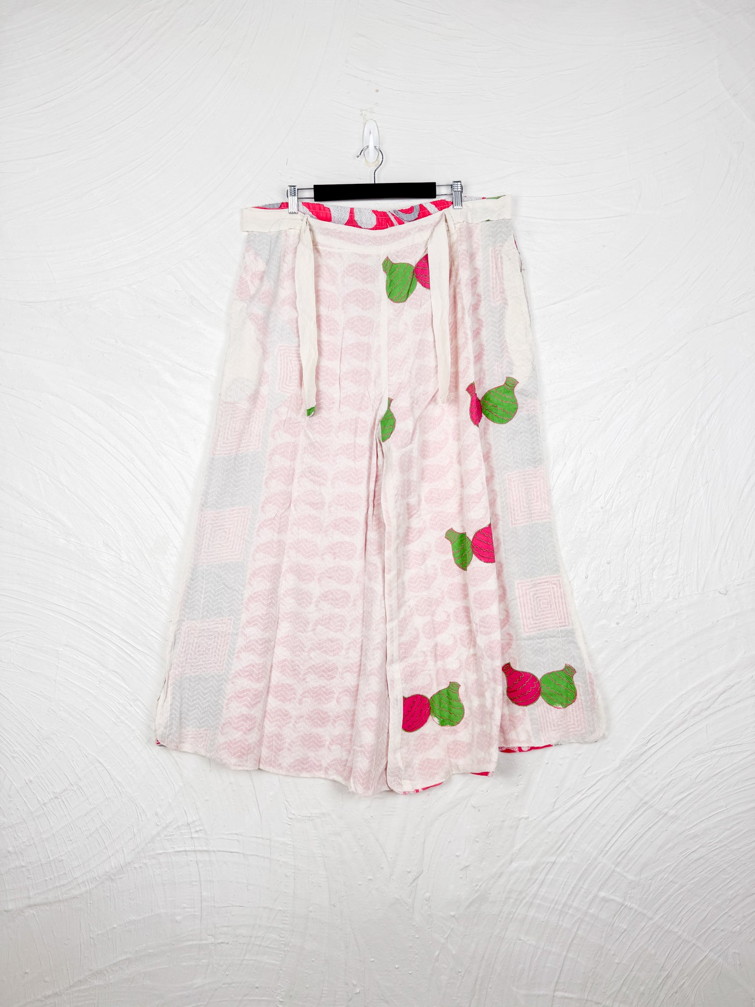 white cotton pants - Love Protect Sustain