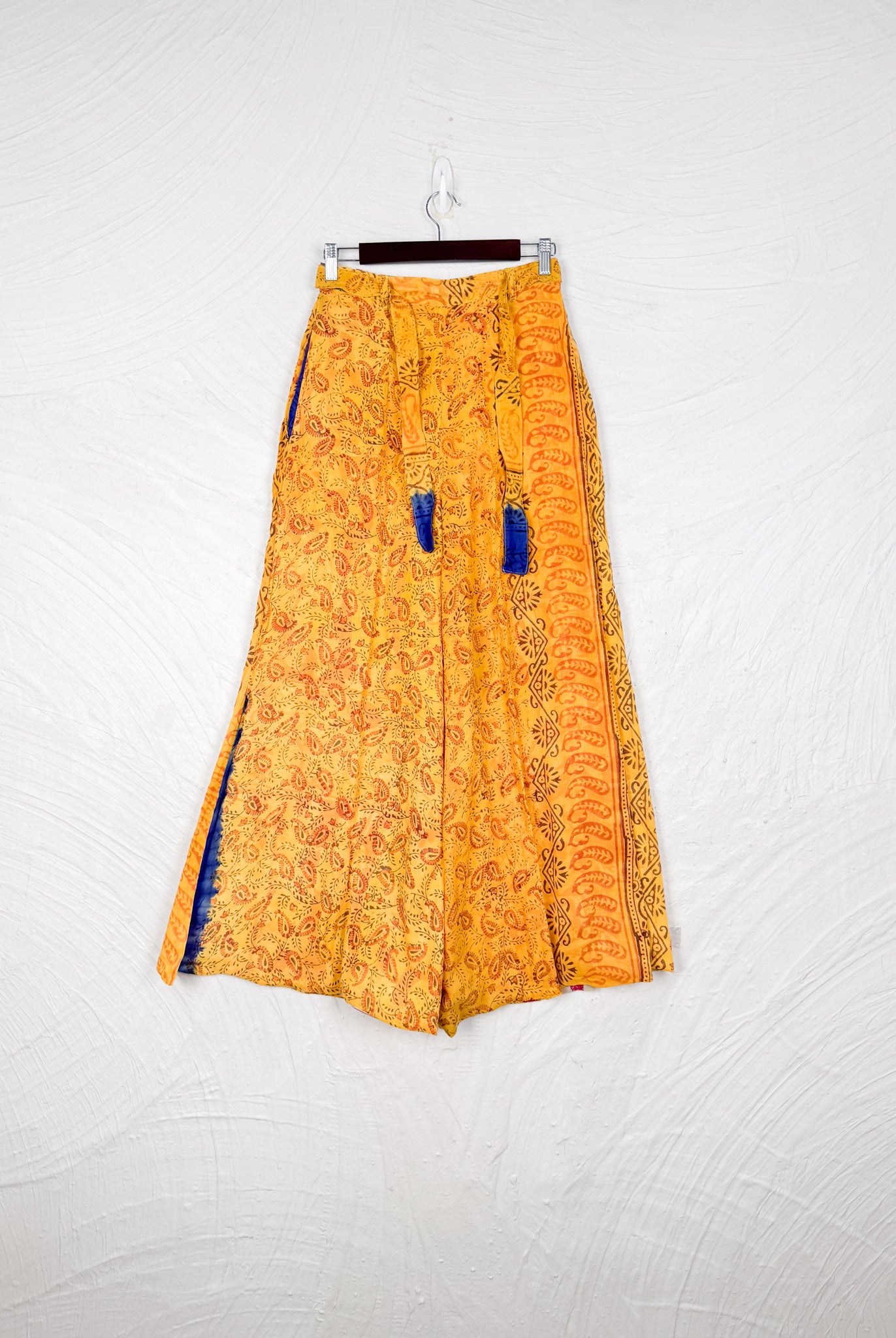 women sustainable pants - Love Protect Sustain