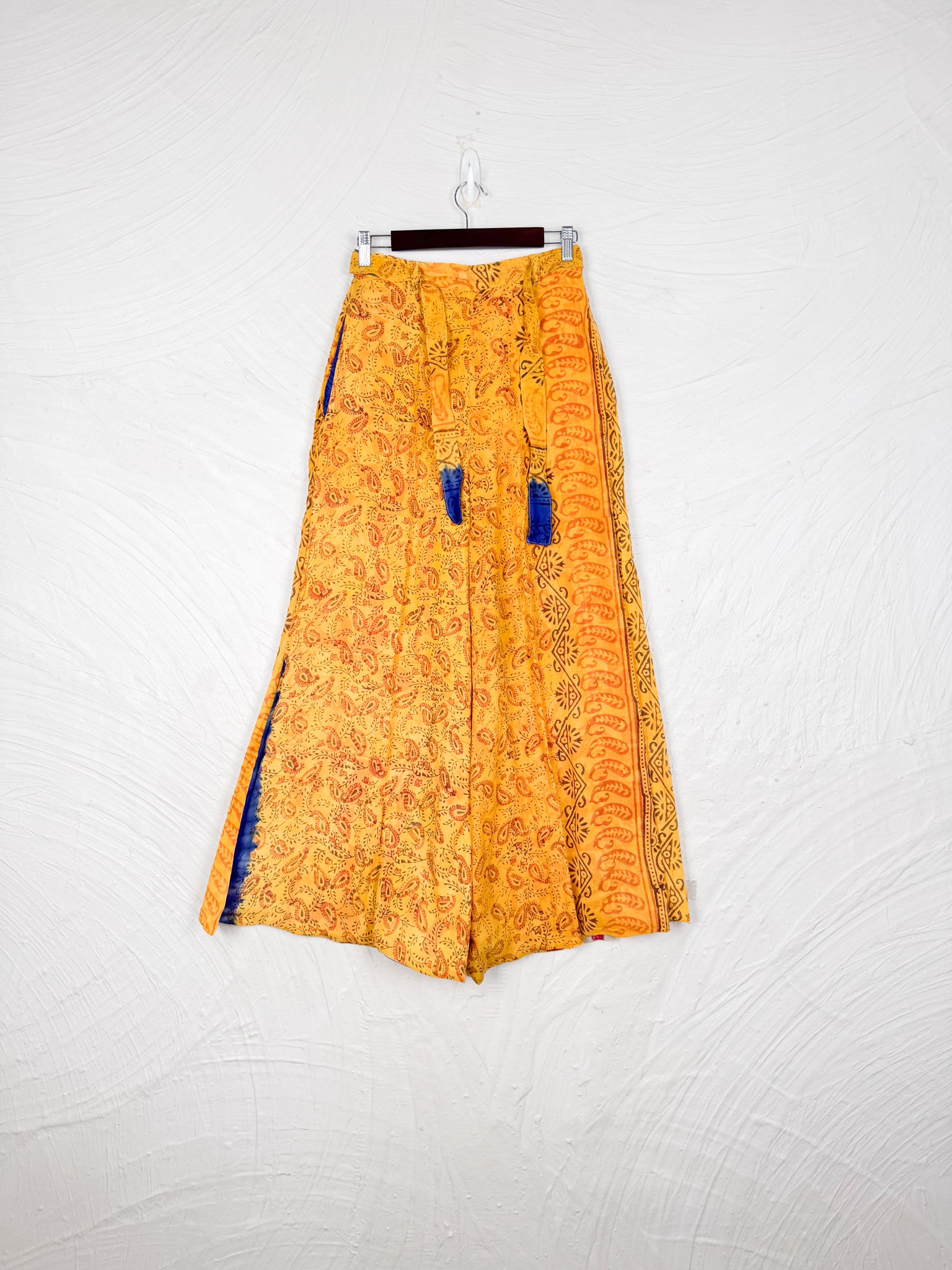 women sustainable pants - Love Protect Sustain