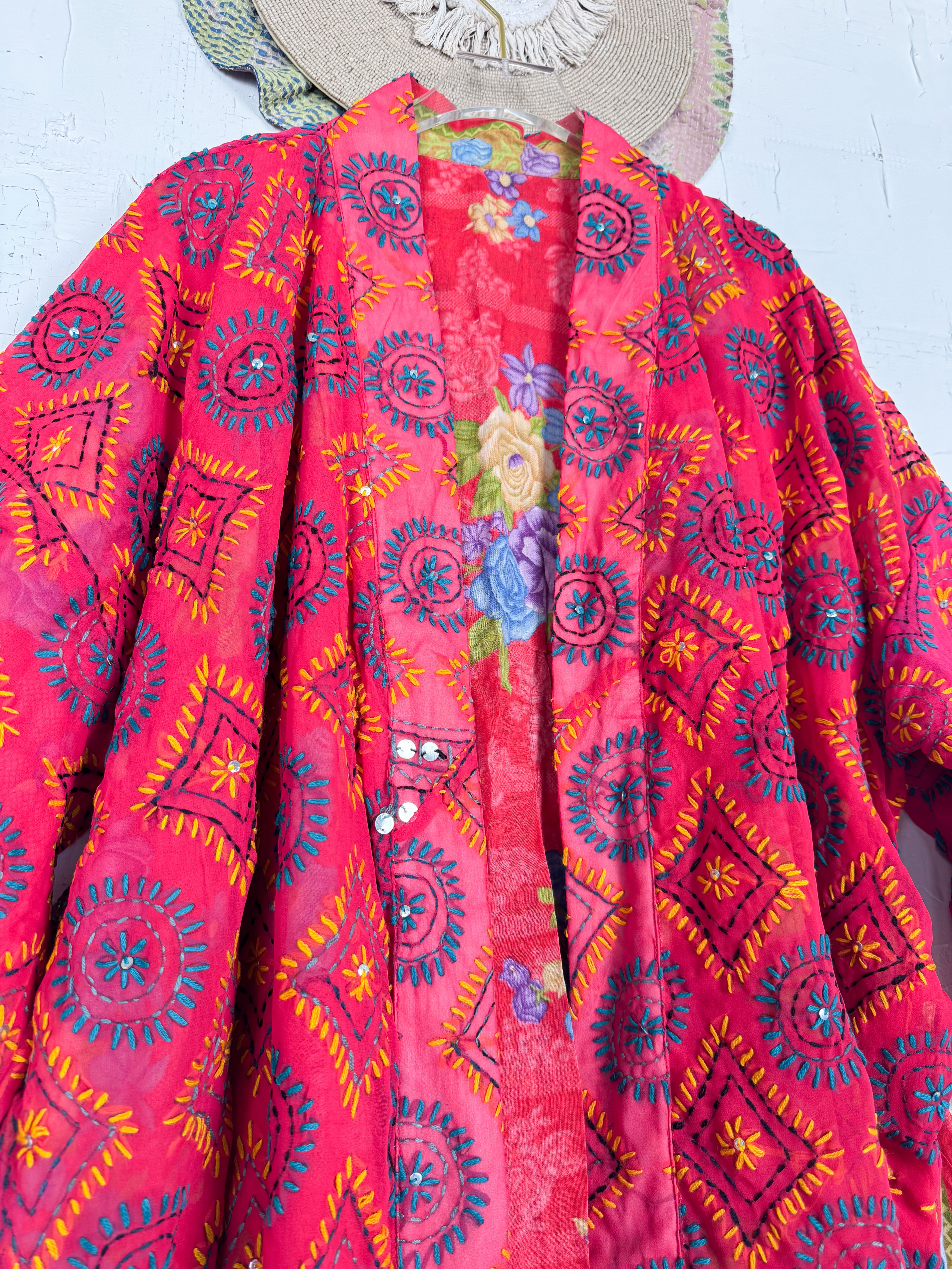 Beac hcover-up - Love Protect Sustain