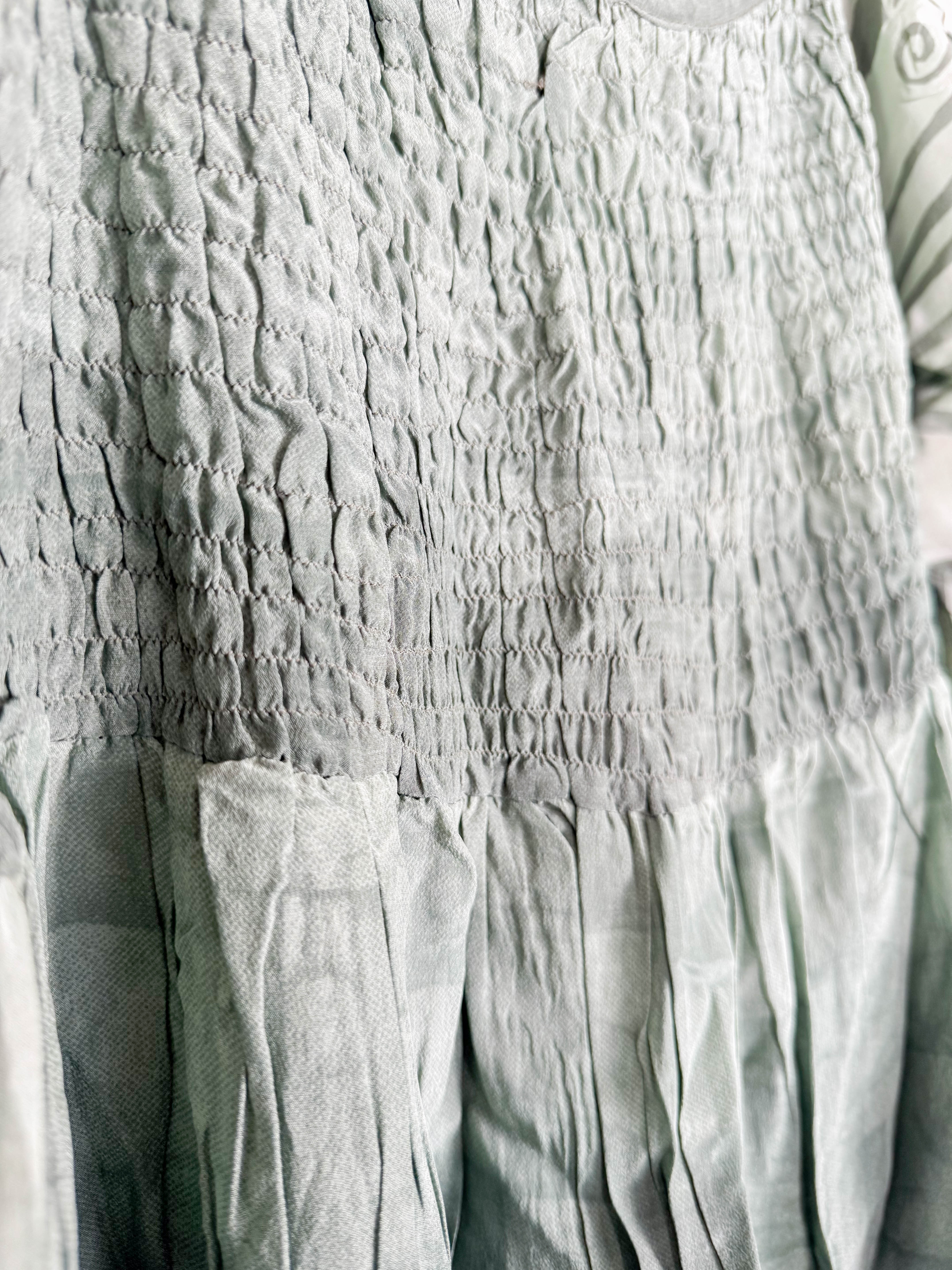 Casual knee-length dress - Love Protect Sustain