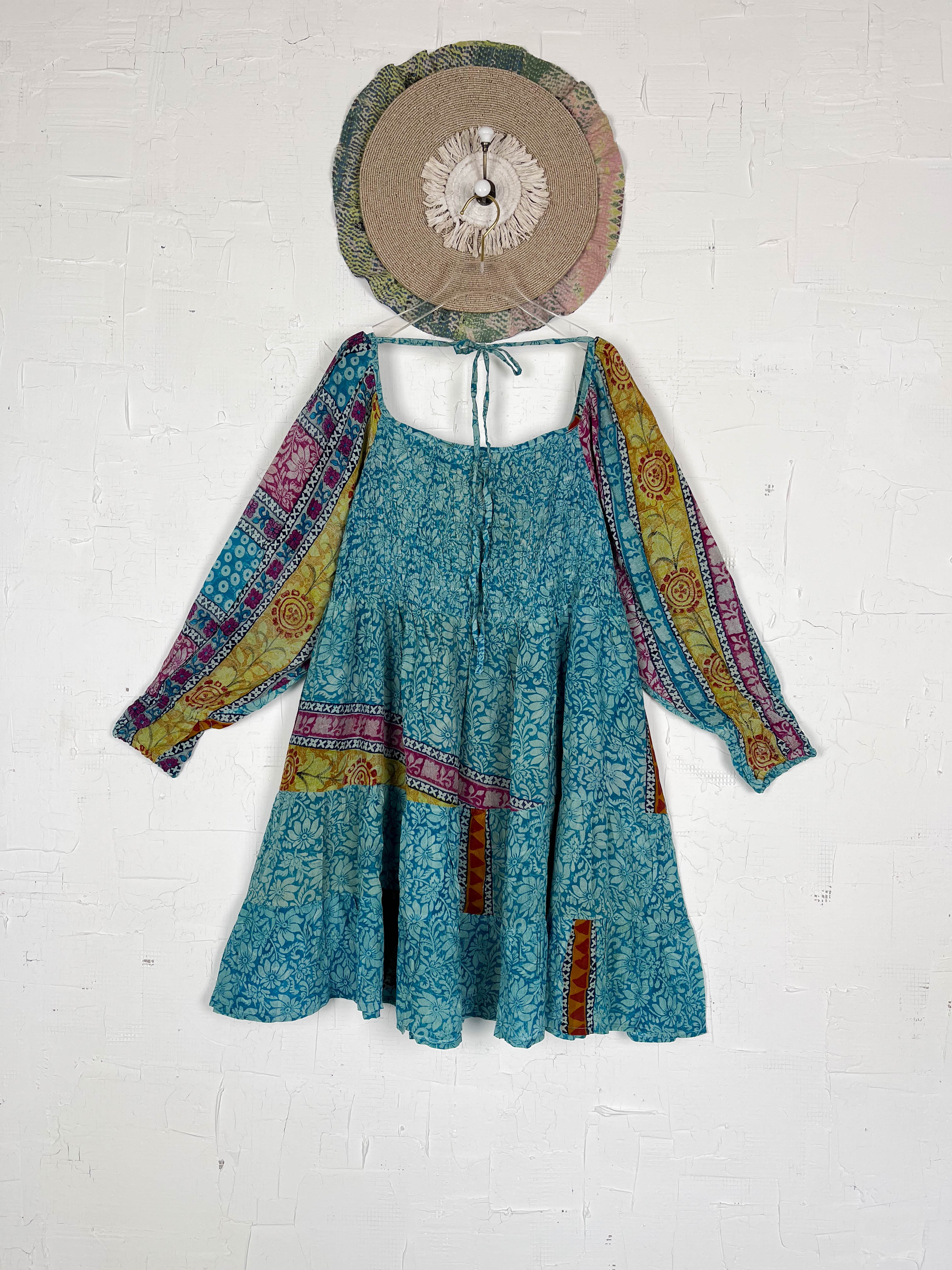 Casual knee-length dress - Love Protect Sustain