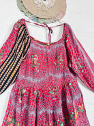 Casual knee-length dress - Love Protect Sustain