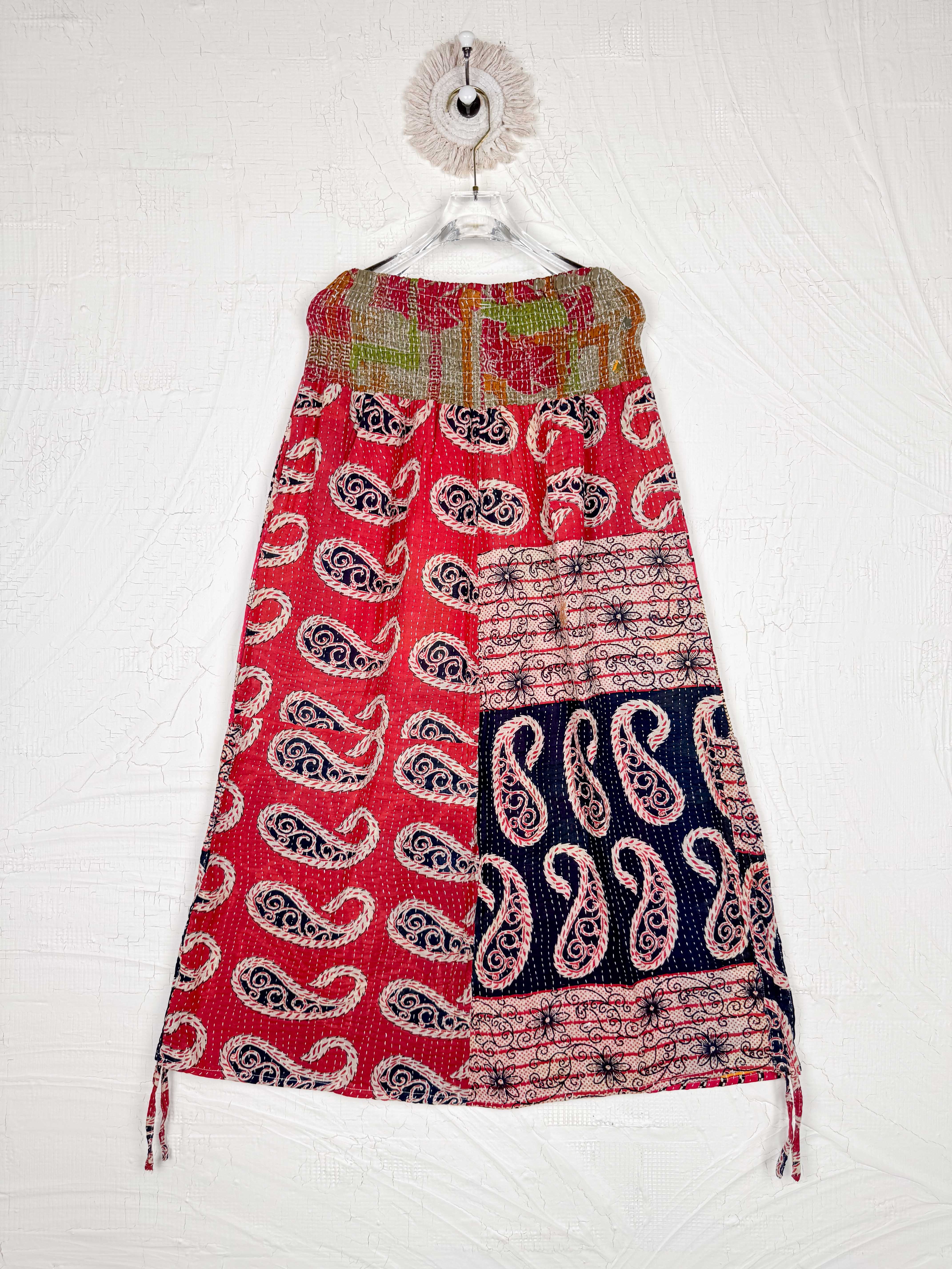 Kantha skirt with floral print - Love Protect Sustain
