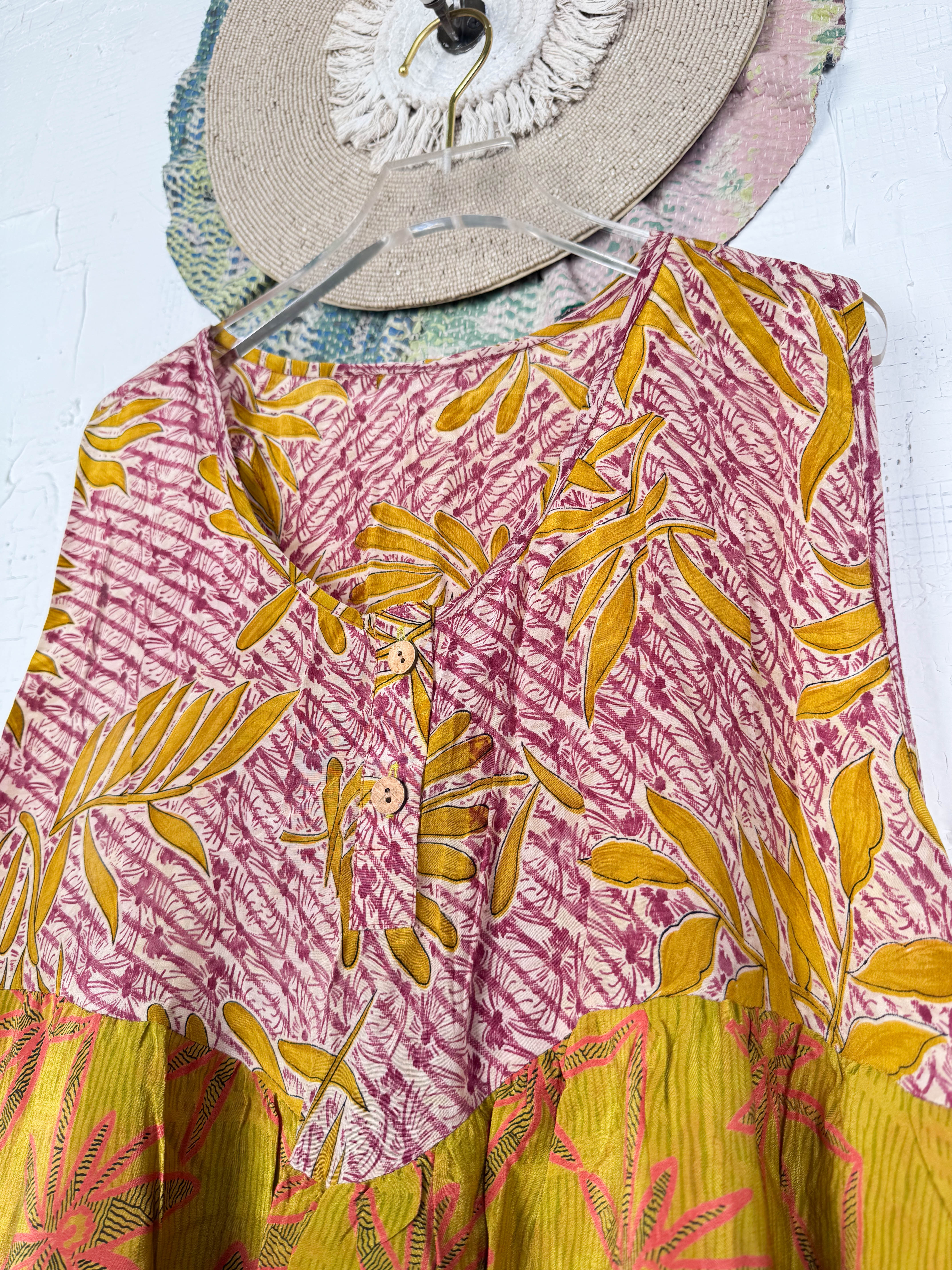 Layered silk top vintage - Love Protect Sustain