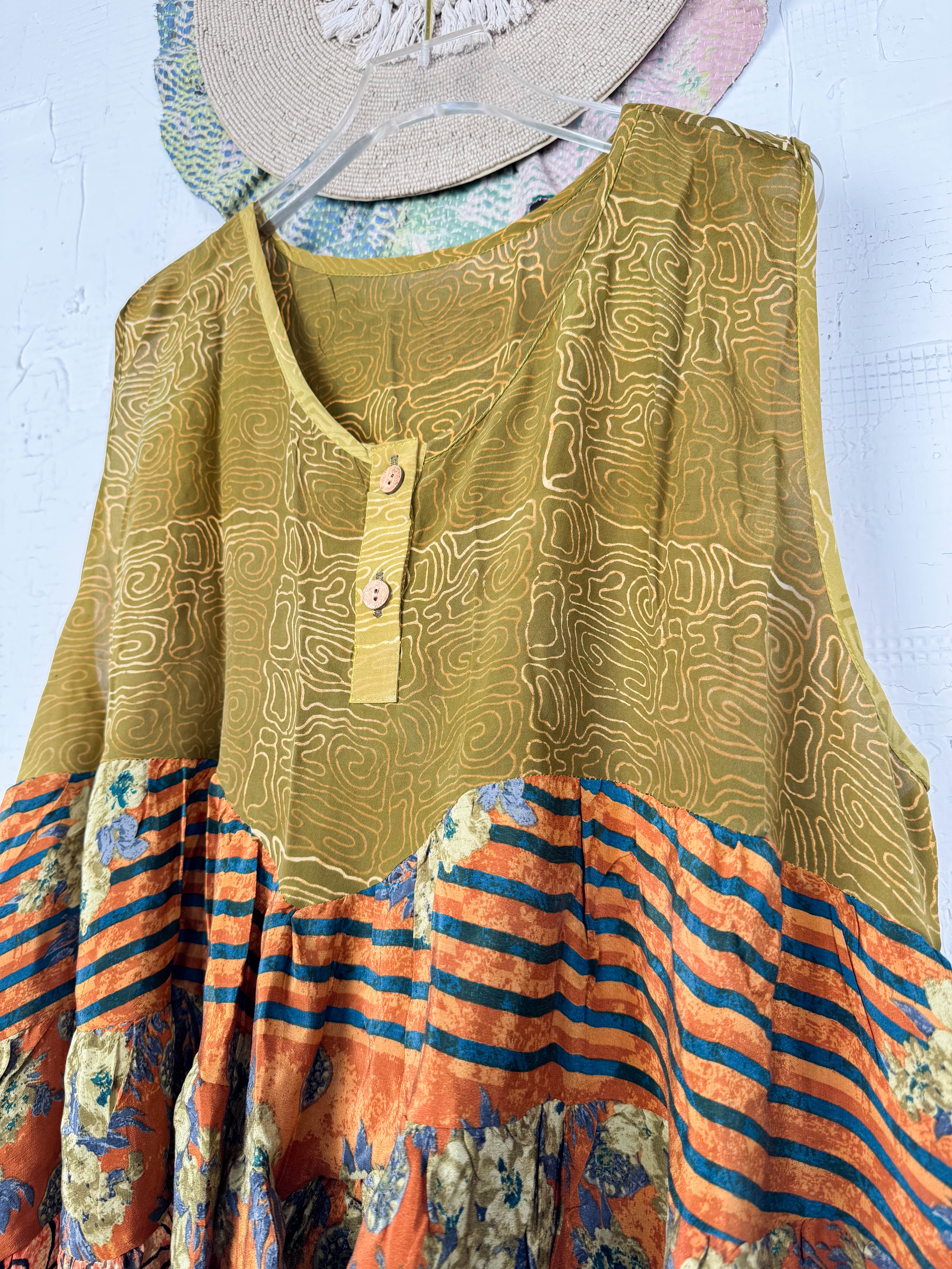Summer Vintage Top - Love Protect Sustain