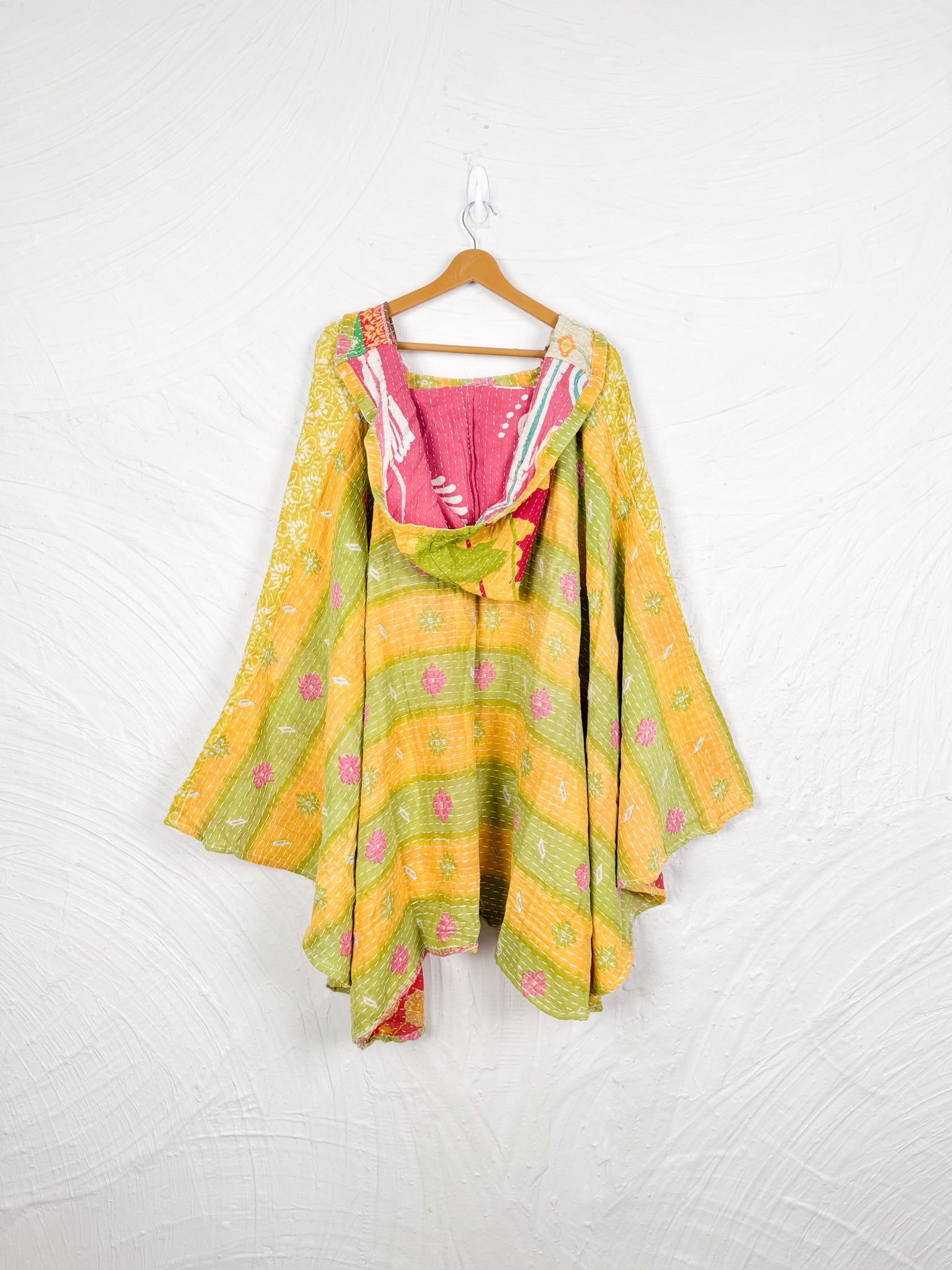 Summer kantha poncho - Love Protect Sustain