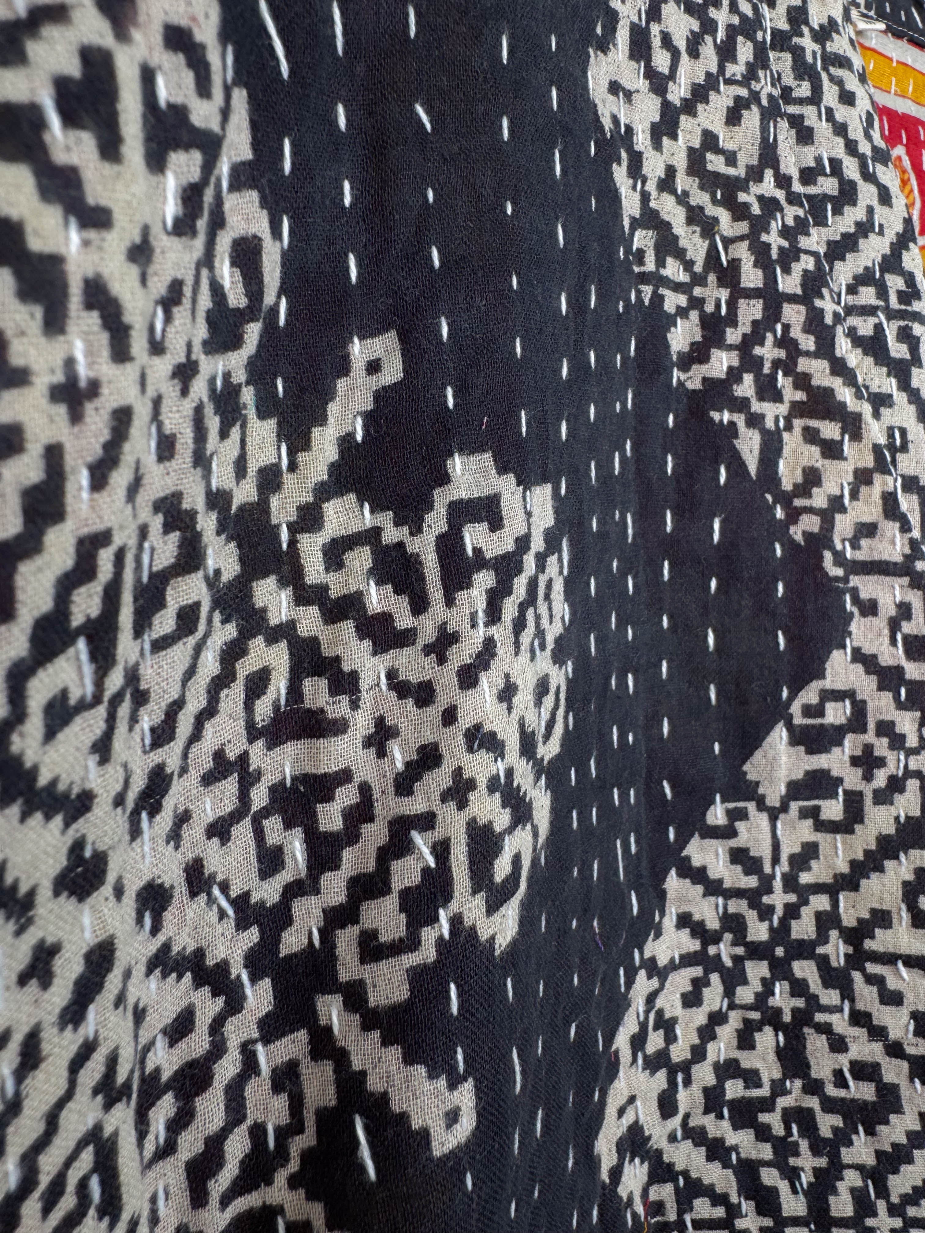 Sustainable crop top - Love Protect Sustain