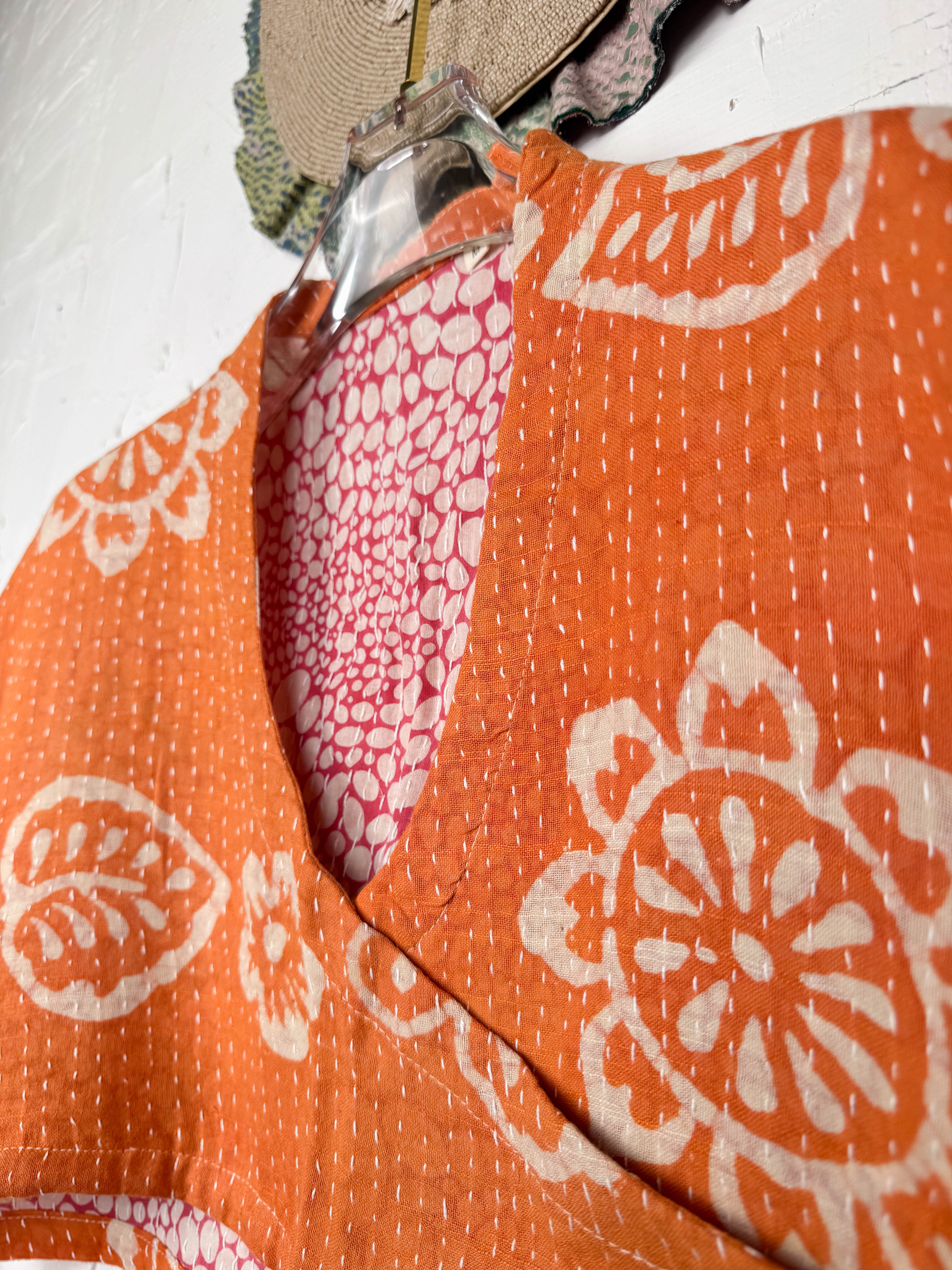 Sustainable crop top - Love Protect Sustain