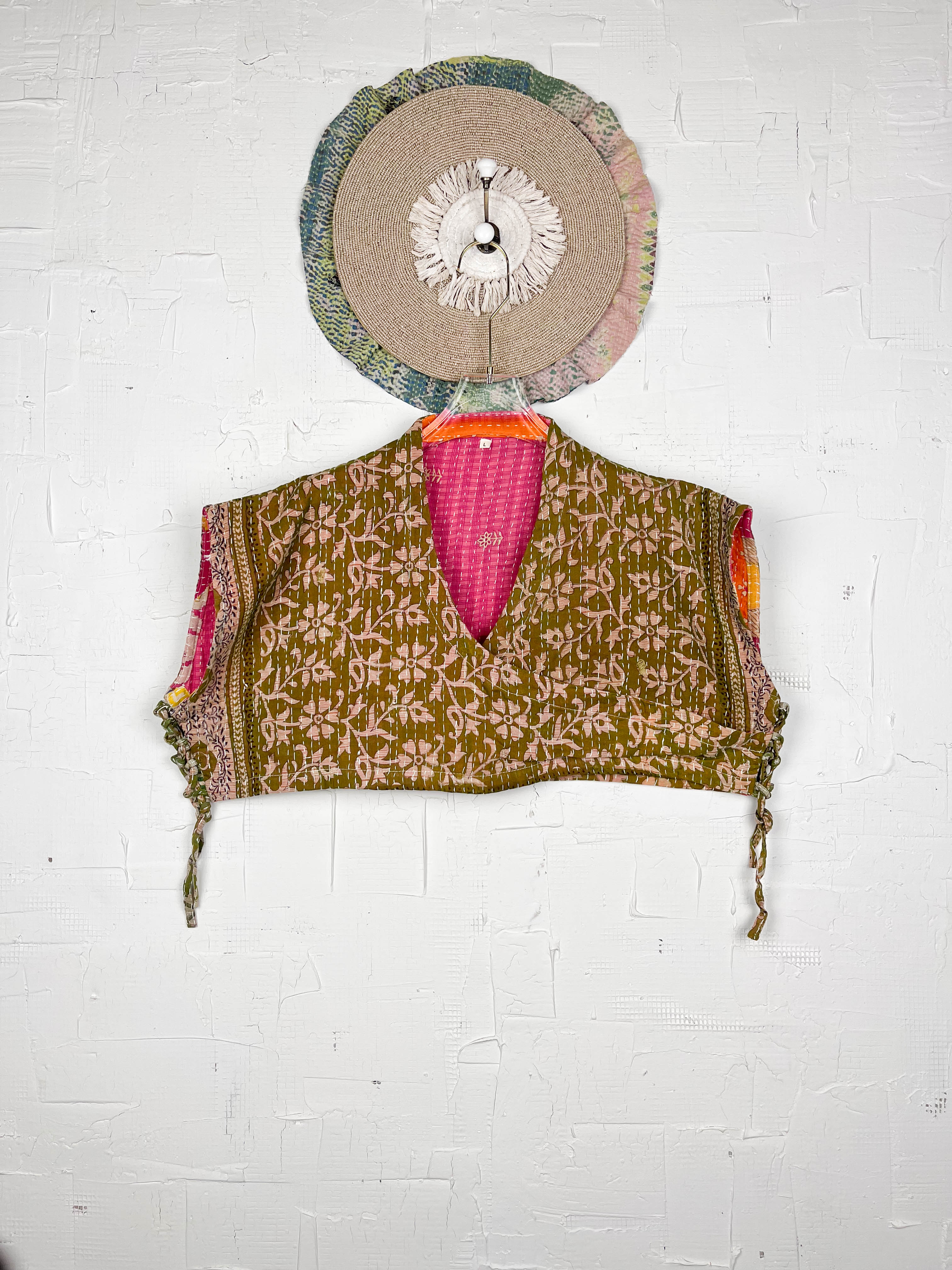 Sustainable crop top - Love Protect Sustain