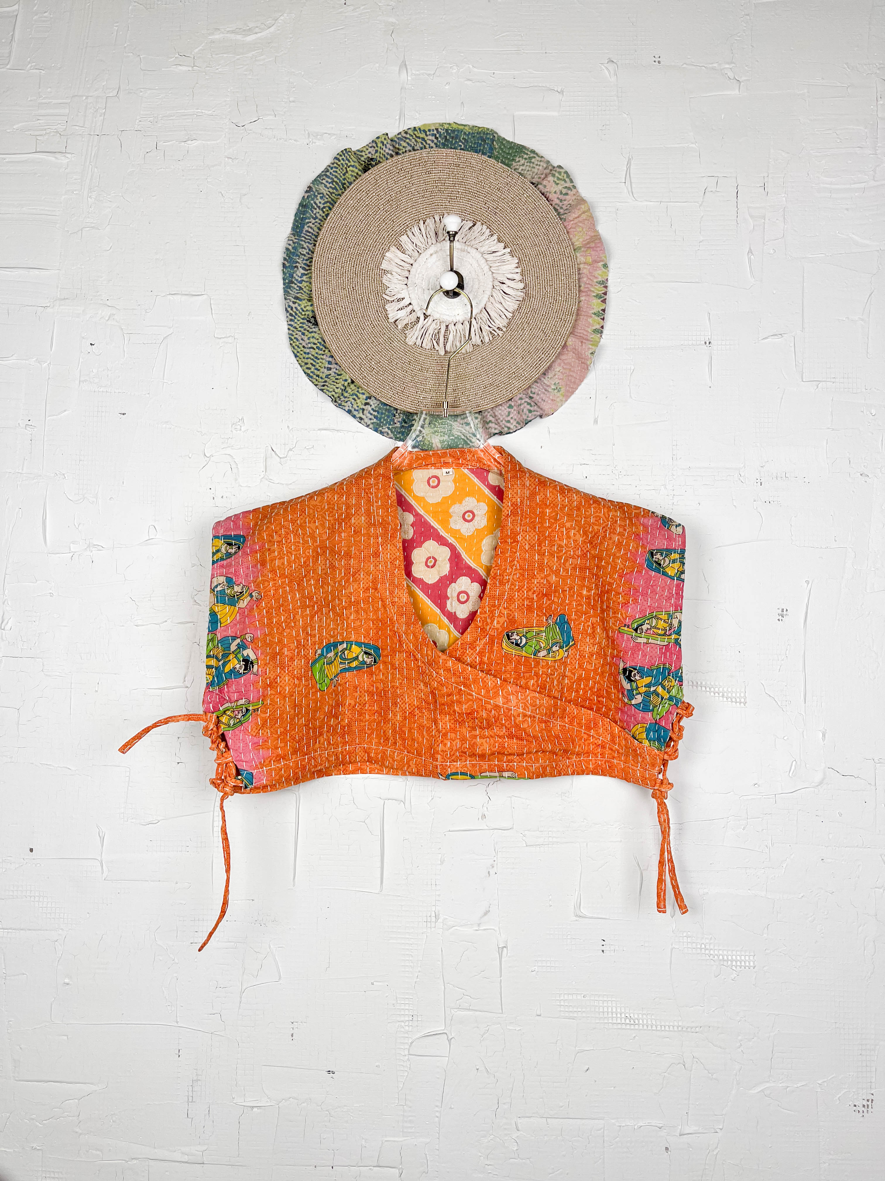 Sustainable crop top - Love Protect Sustain