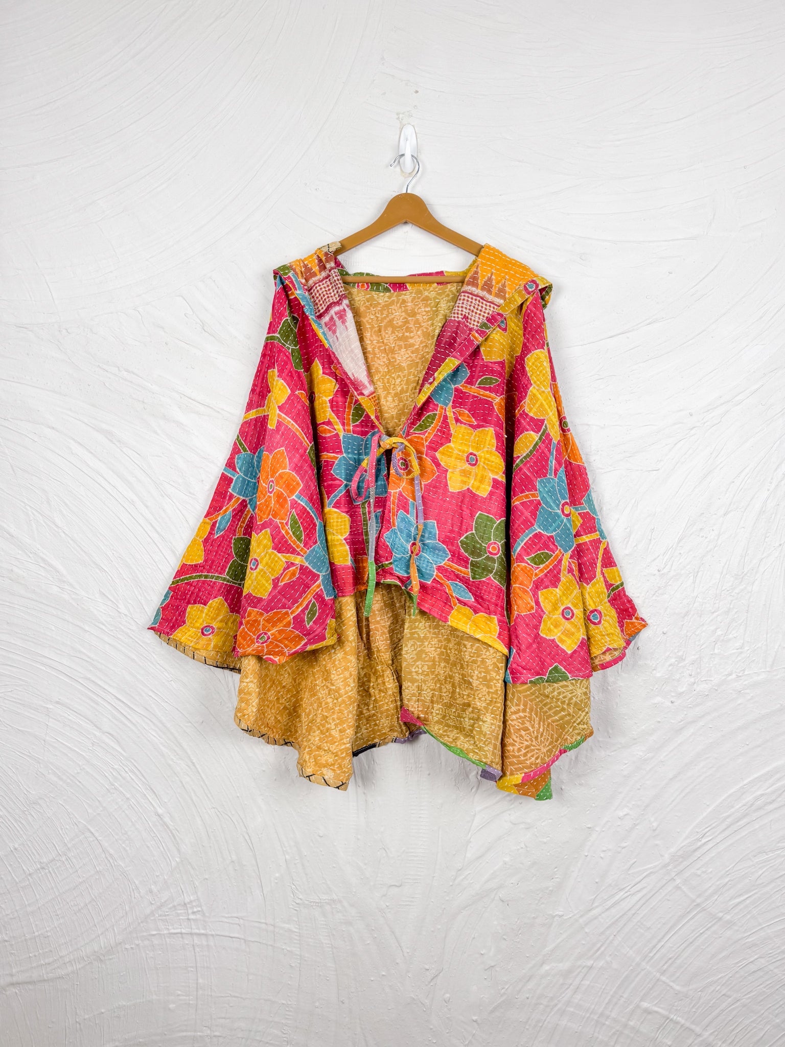 Sustainable kantha poncho - Love Protect Sustain