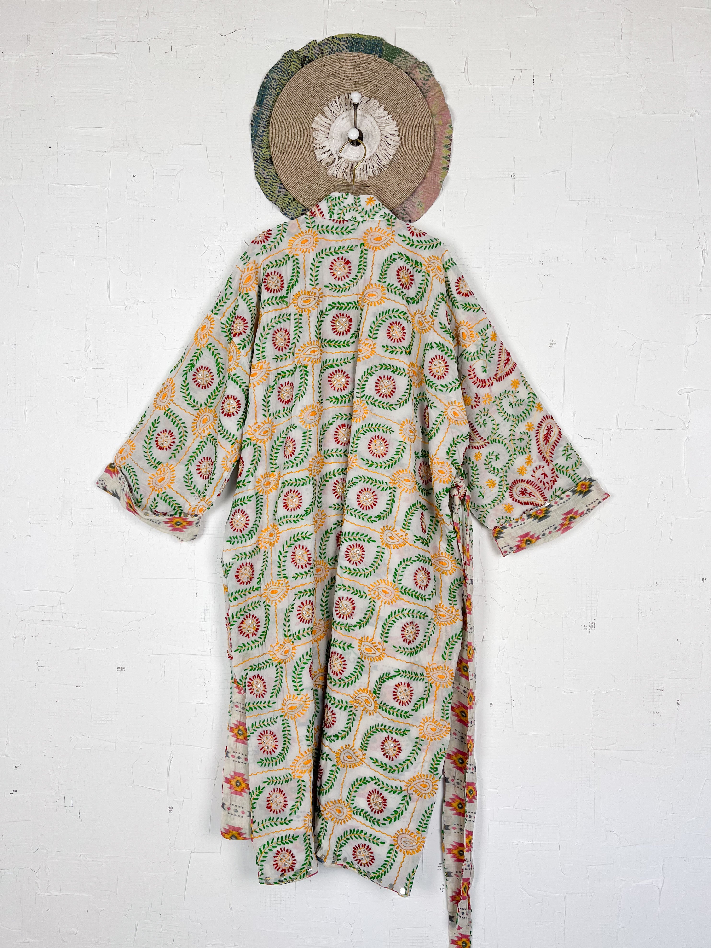 Thread work kimono - Love Protect Sustain