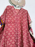 V-neck kaftan - Love Protect Sustain