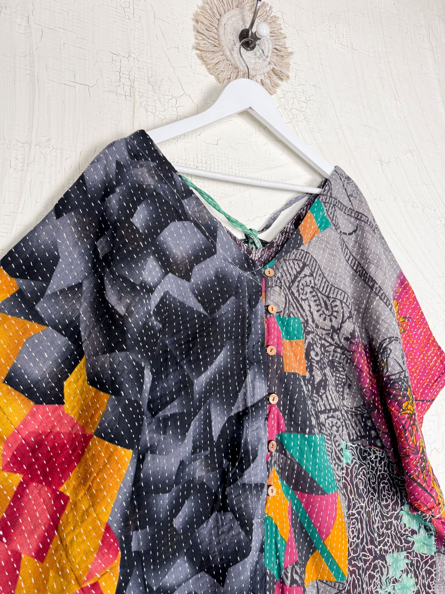 V-neck Jumper - Love Protect Sustain