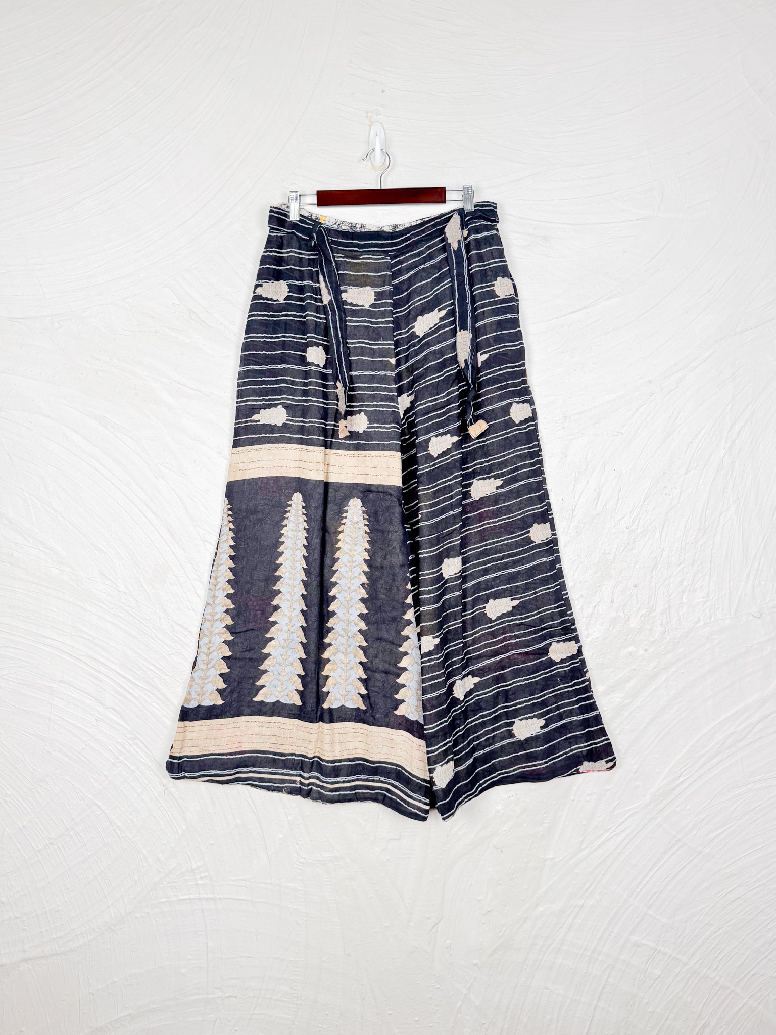 abstract black print pants - Love Protect Sustain 