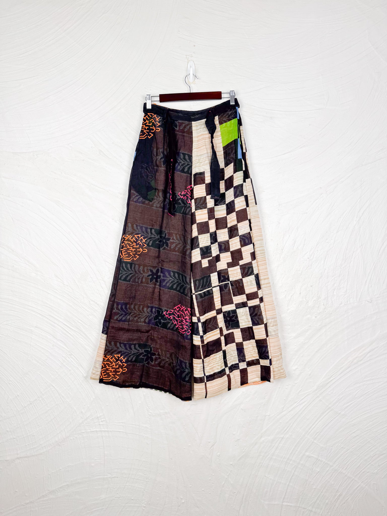 sustainable cotton pants - Love Protect Sustain 