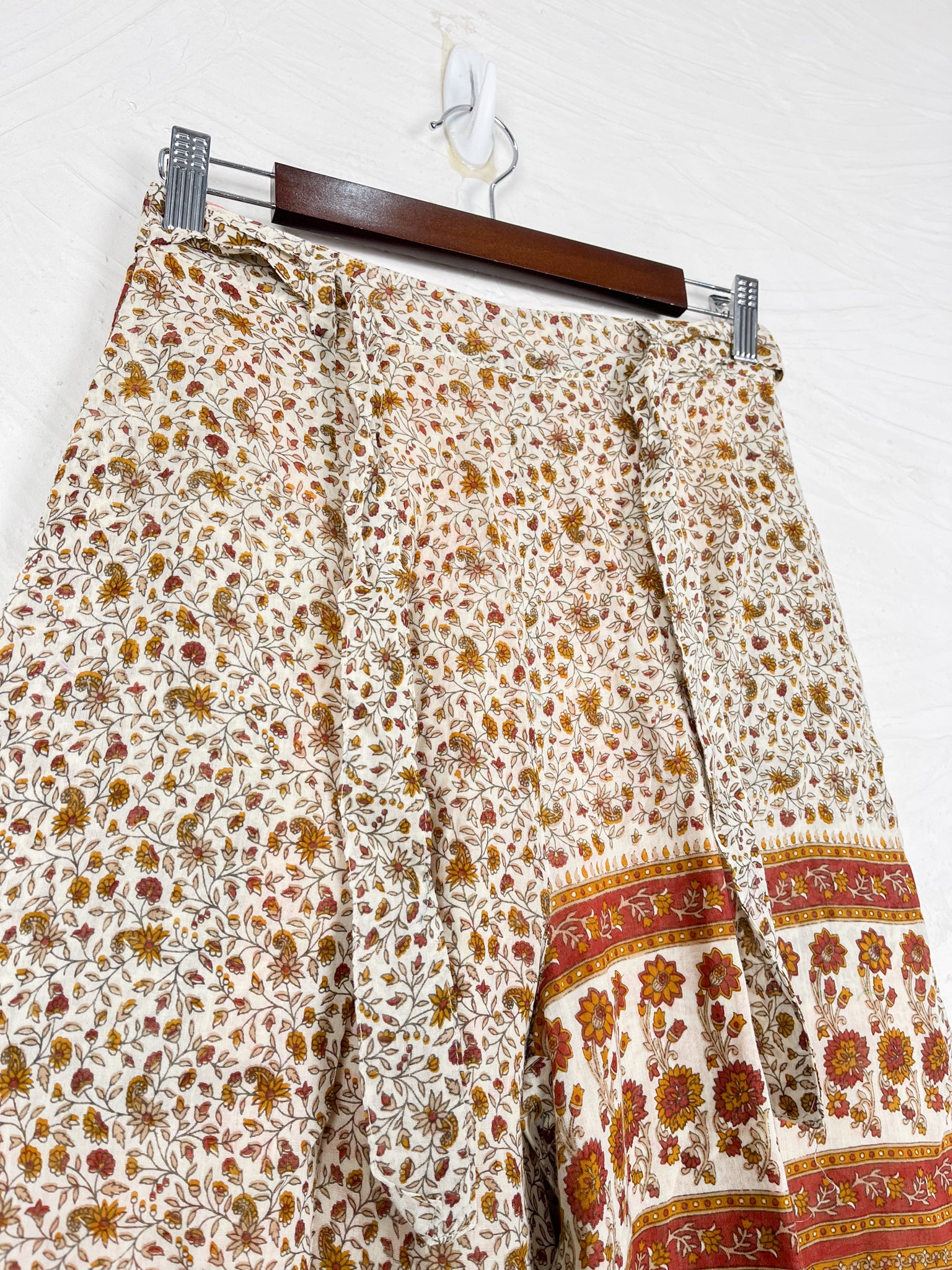 women lounge wear - Love Protect Sustain 